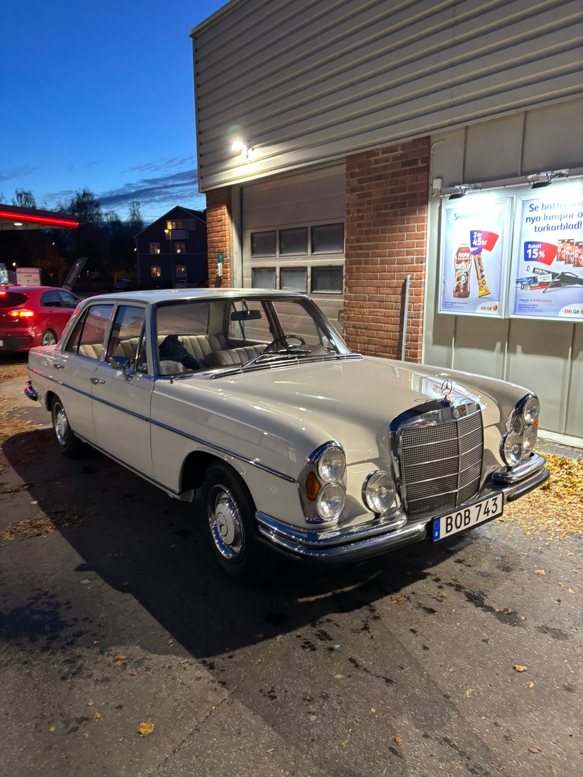 Mercedes-Benz 250