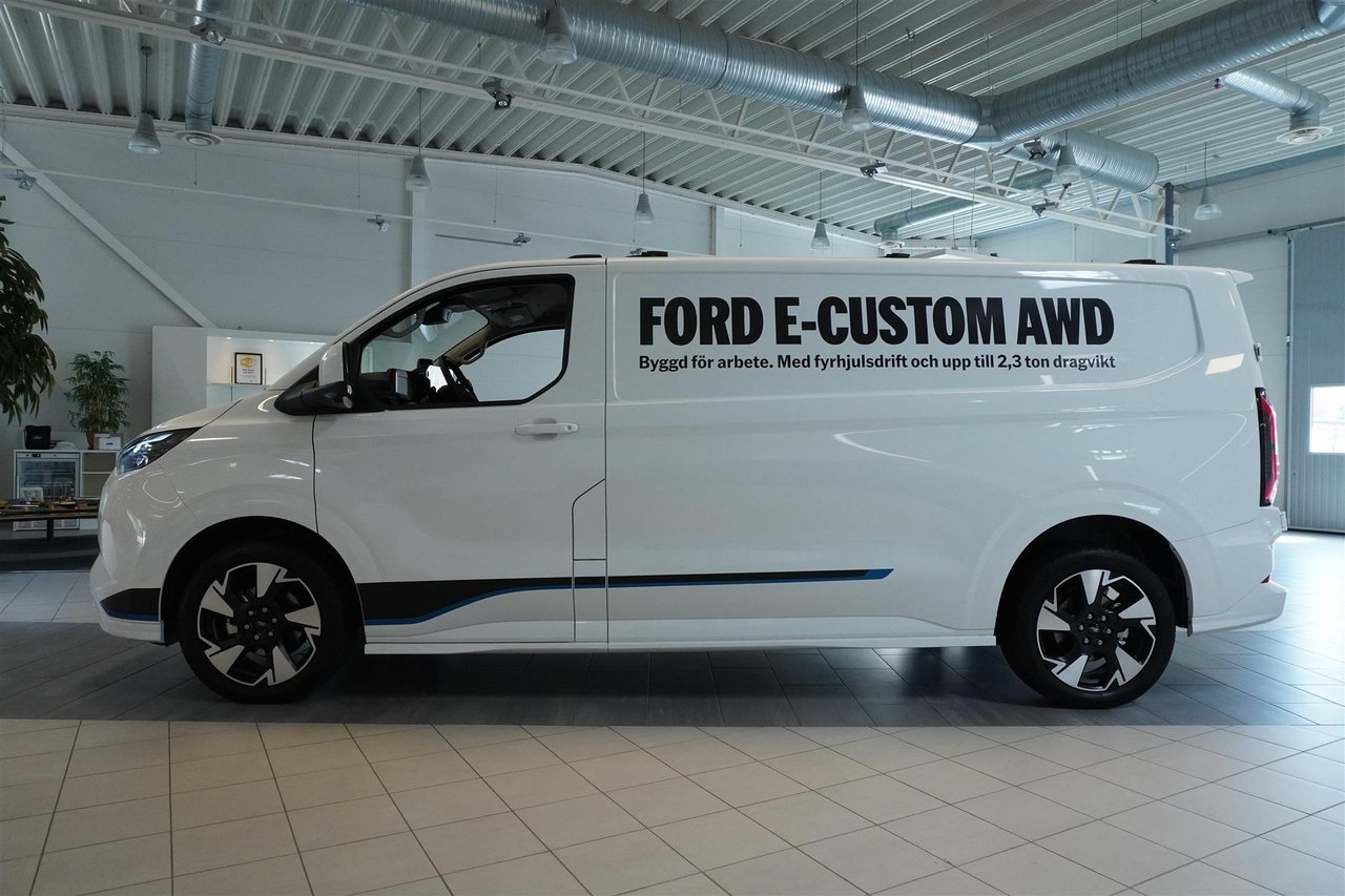 Ford Transit Custom 2026, photo 3/10