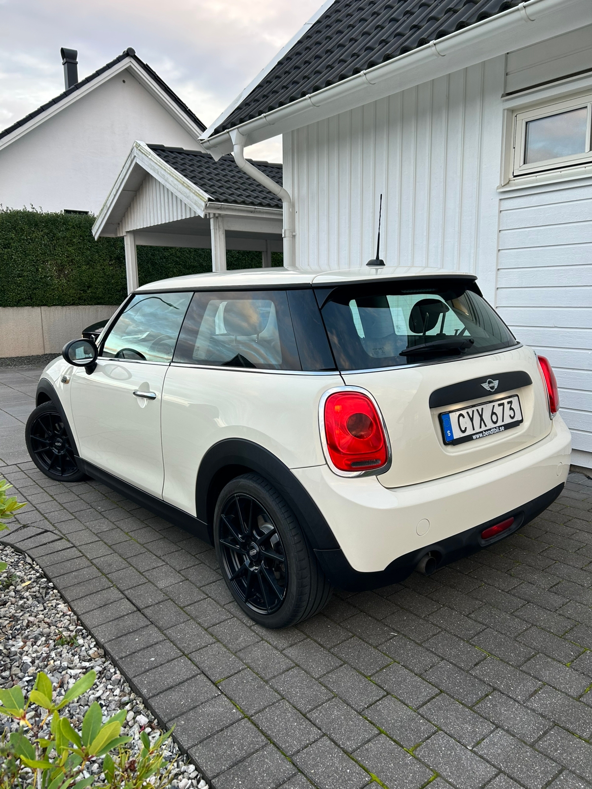 MINI One