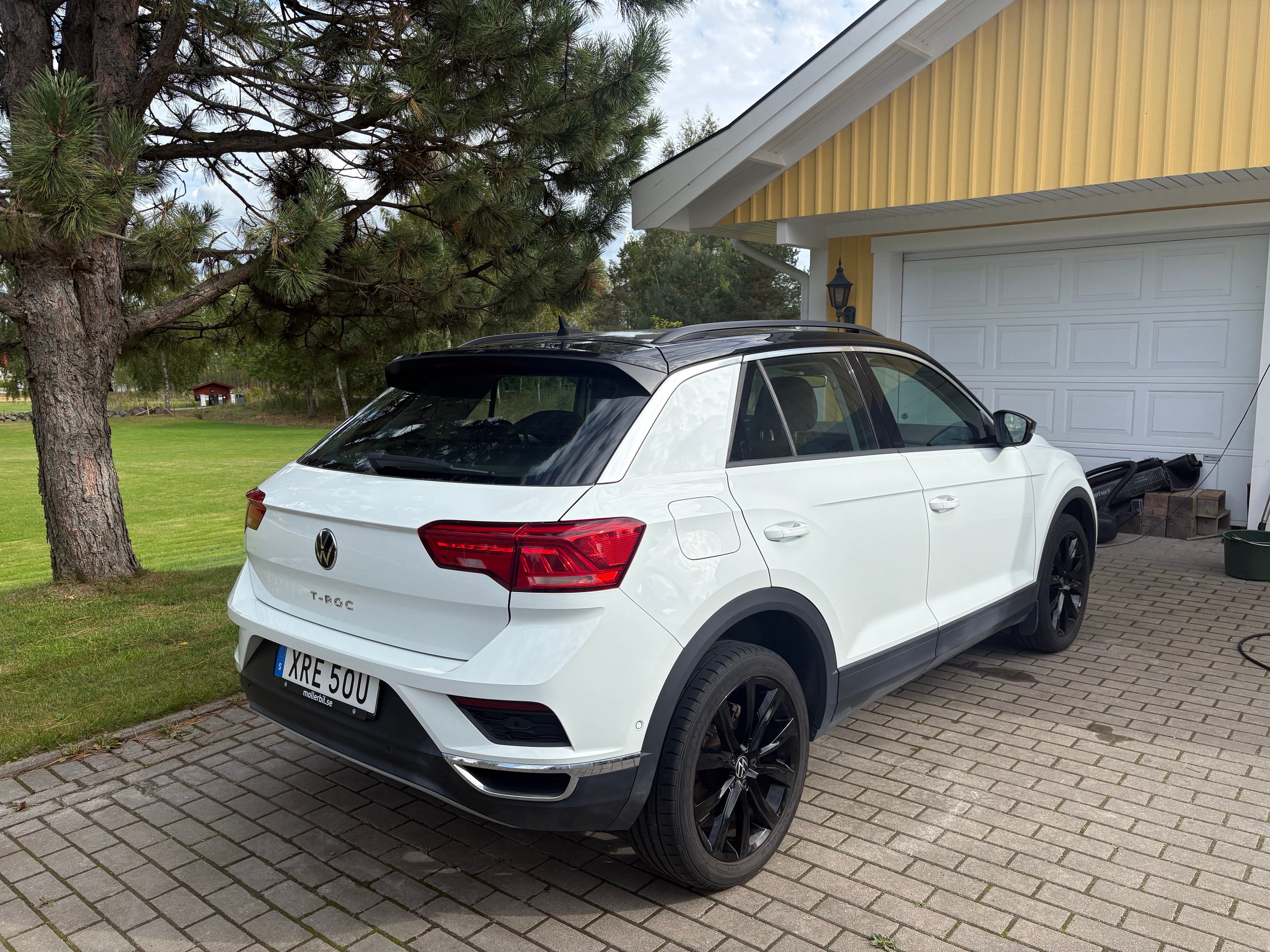 Volkswagen T-Roc 1.0 TSI OPF Manuell 2021, bild 2/9