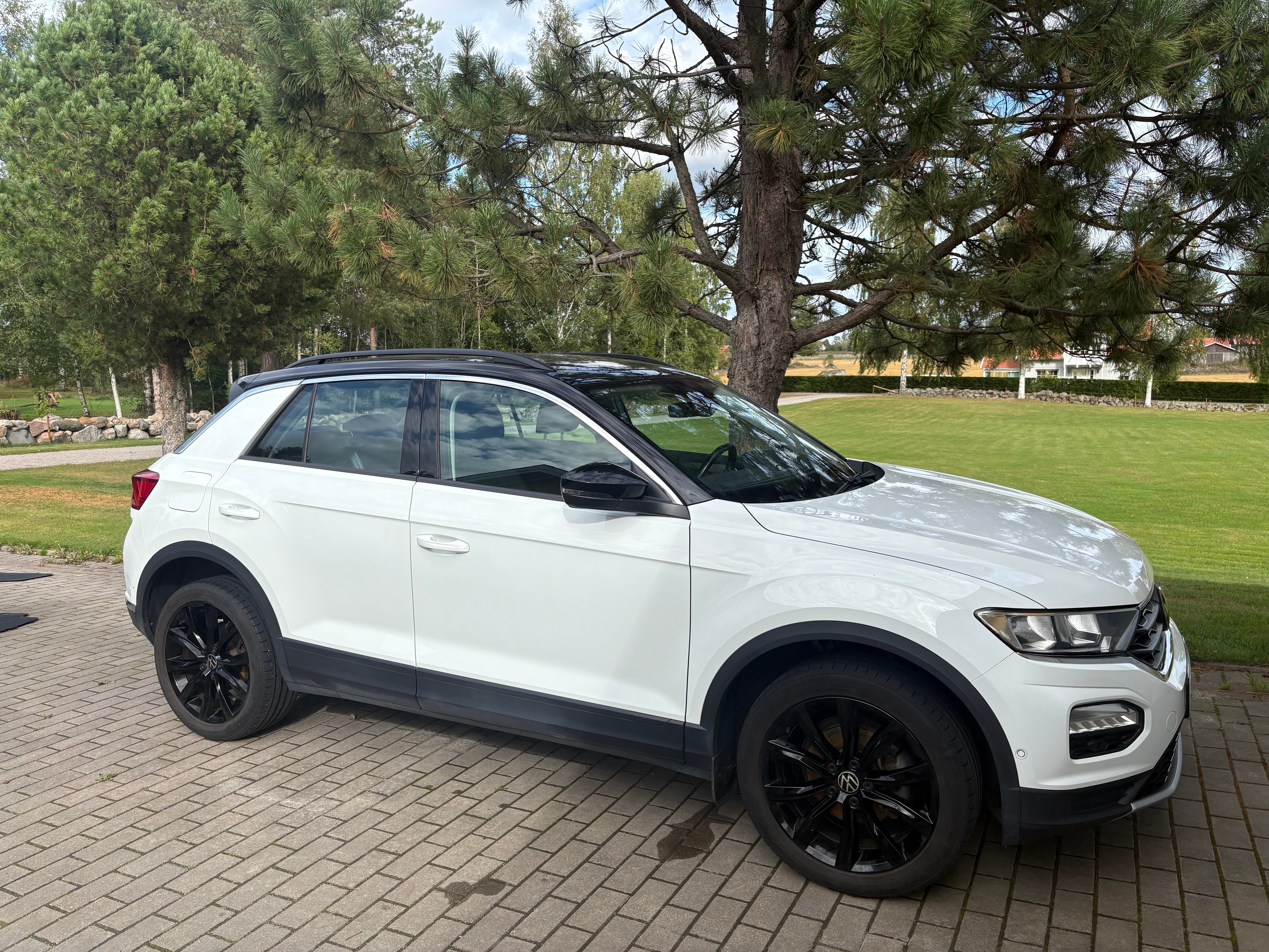 Volkswagen T-Roc 1.0 TSI OPF Manuell 2021, bild 3/9