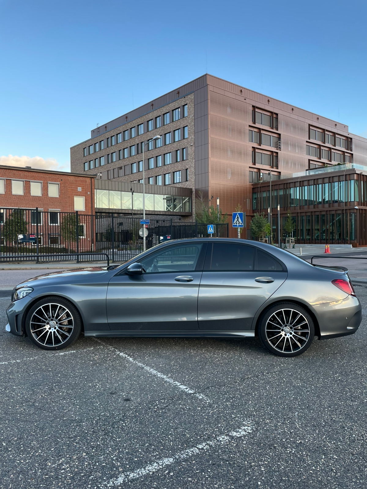 Mercedes-Benz C 220 d AMG/9G-Tronic 2019, bild 3/10