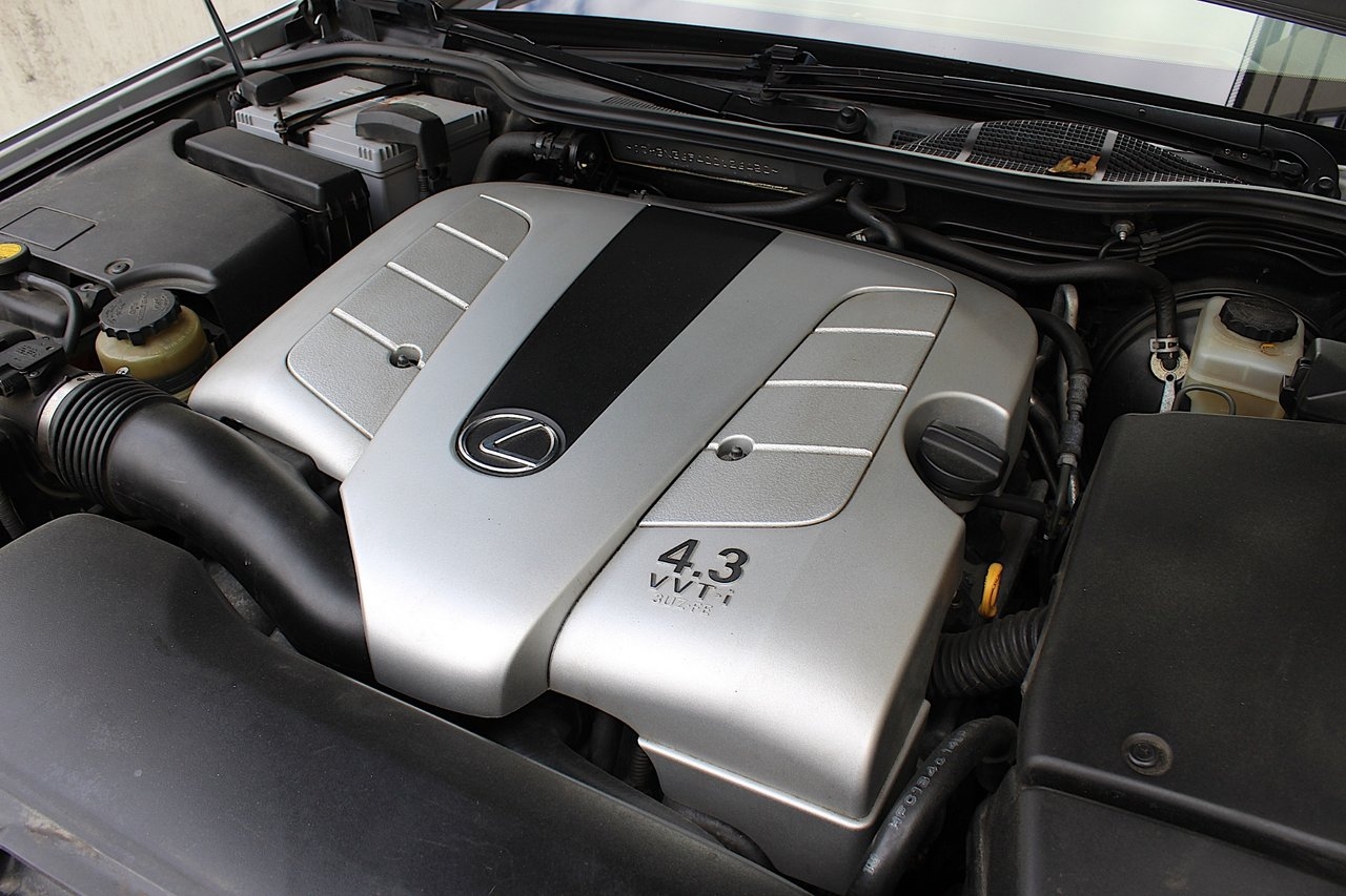 Lexus LS 430 4.3 V8 282hk President Pack 2004, bild 7/10