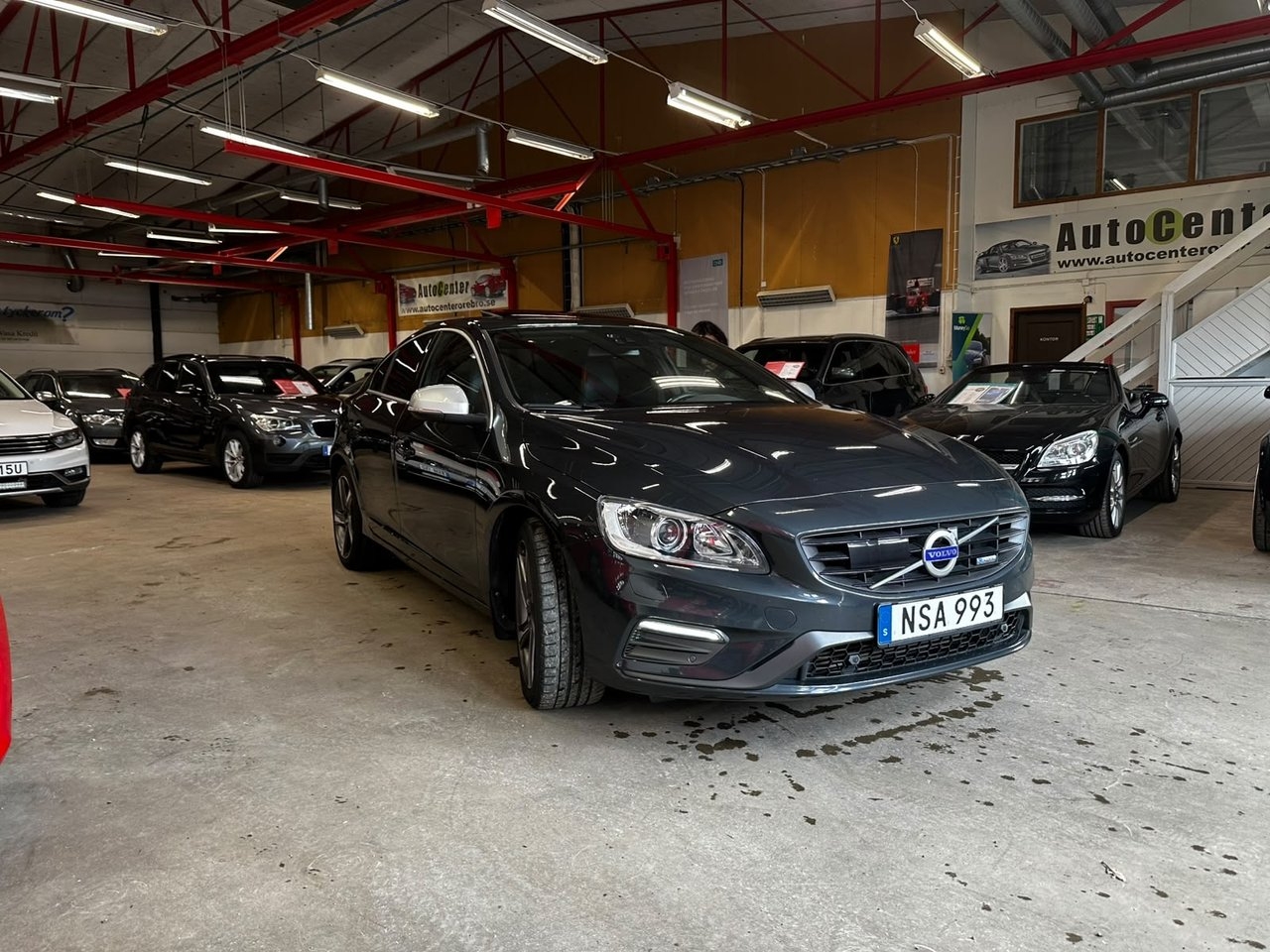 Volvo S60 2015, photo 2/8
