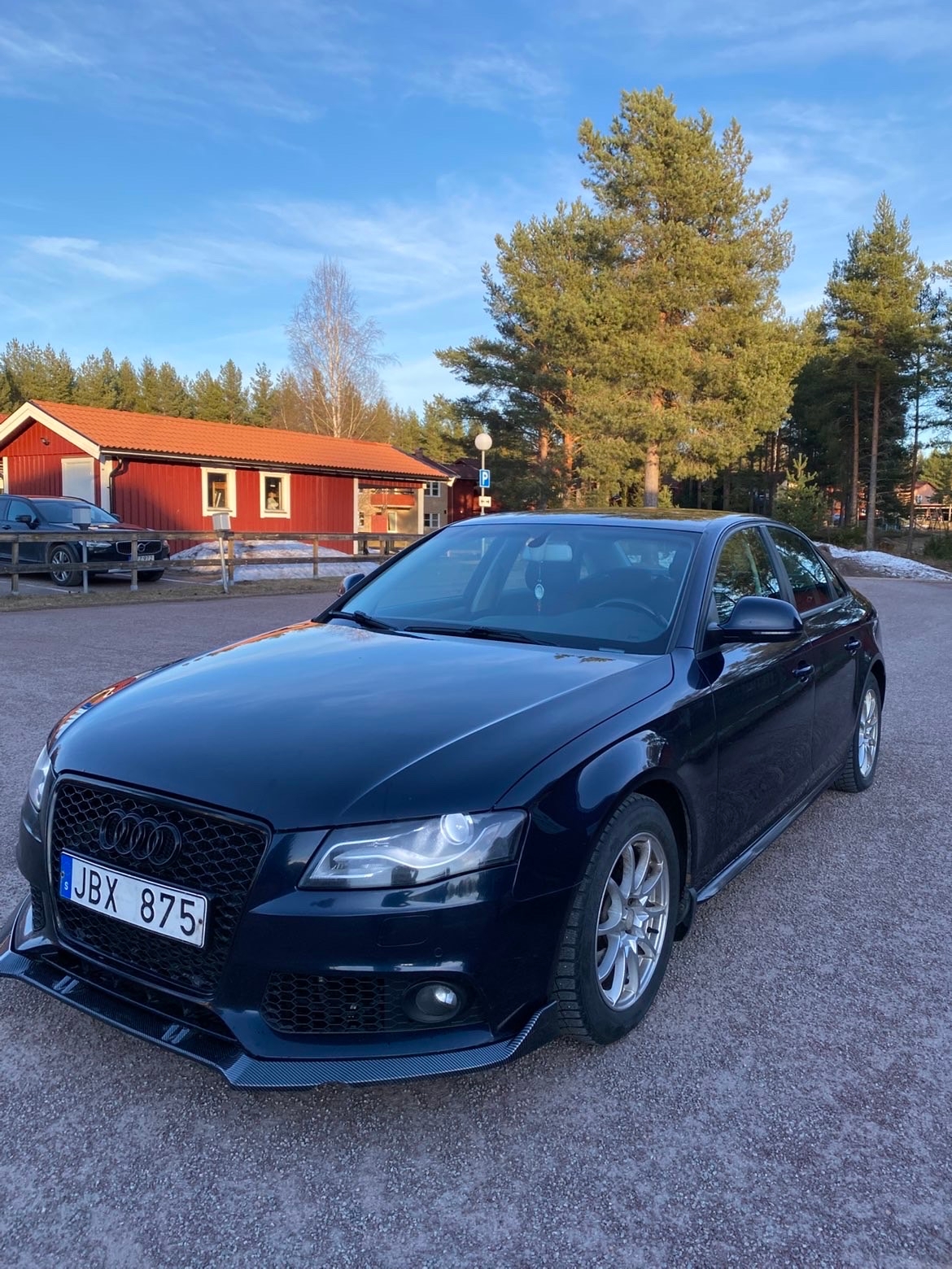 Audi A4 Sedan 2.0 TFSI quattro Manuell 2009, bild 2/10