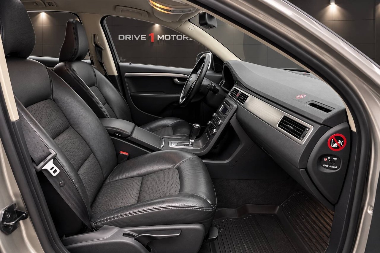 Volvo V70 2009, bild 6/9