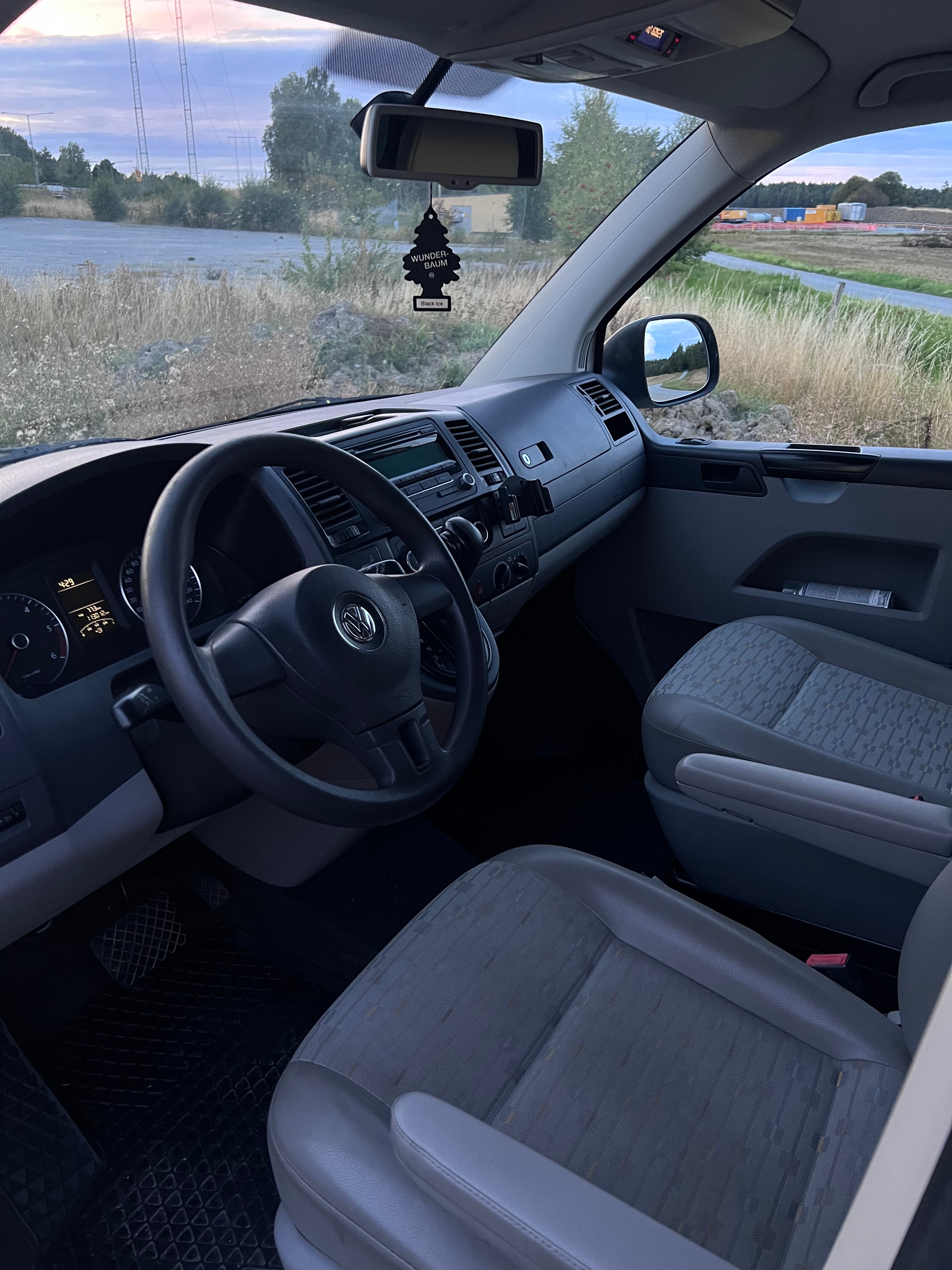 Volkswagen Transporter 2011, bild 3/9