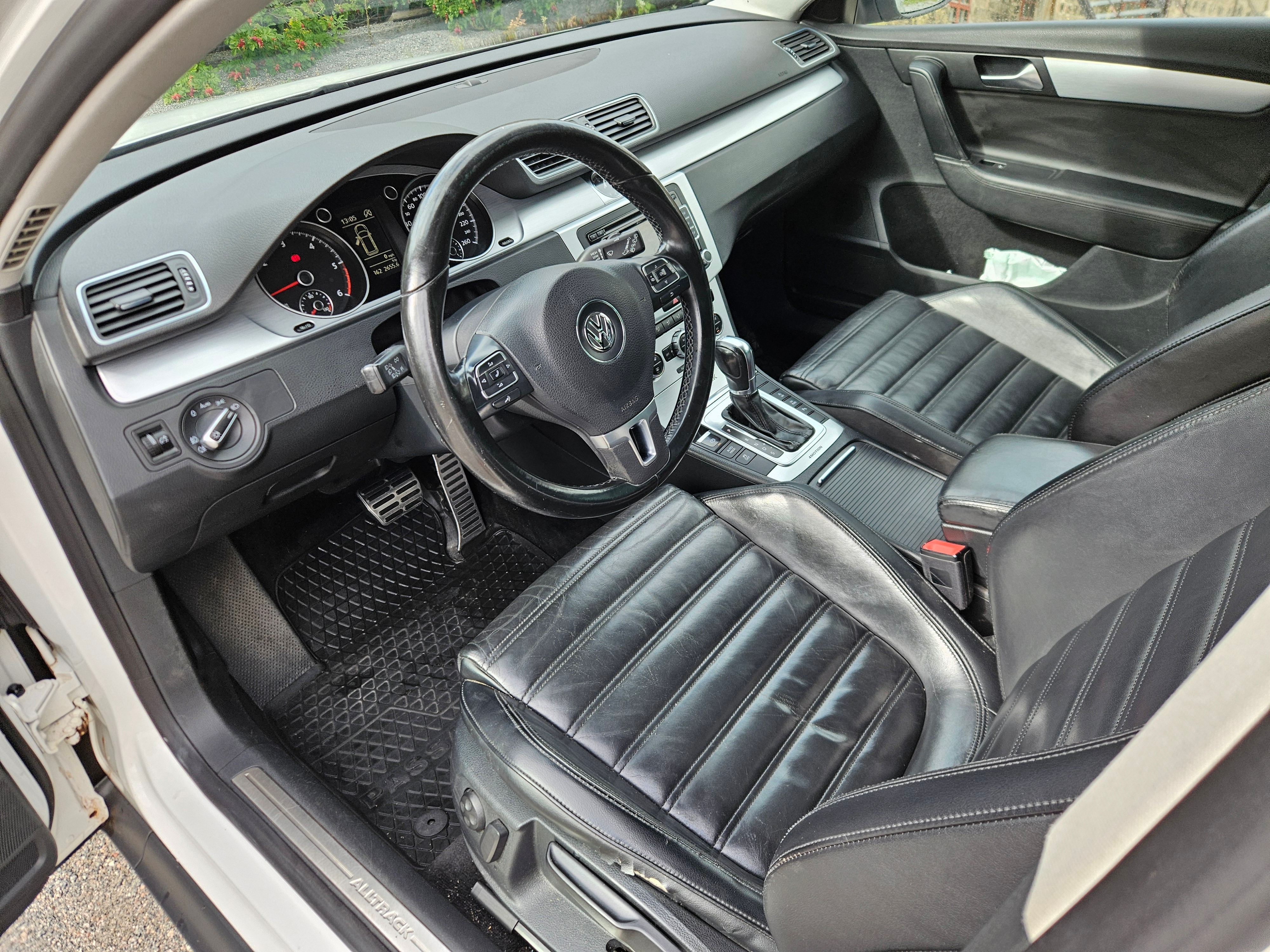 Volkswagen Passat 2013, bild 3/4