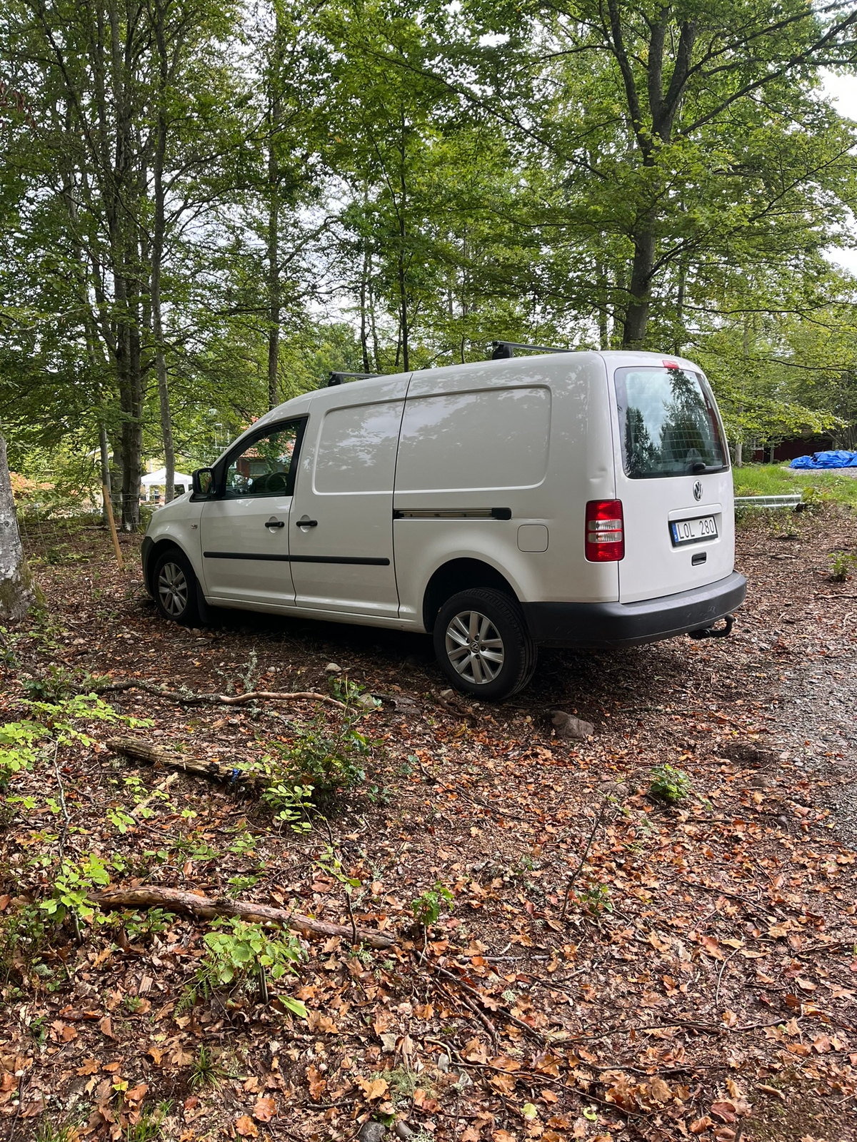 Volkswagen Caddy Maxi 2011, bild 2/5