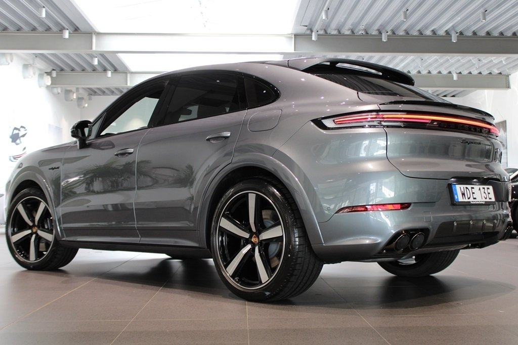 Porsche Cayenne 2026, bild 2/10
