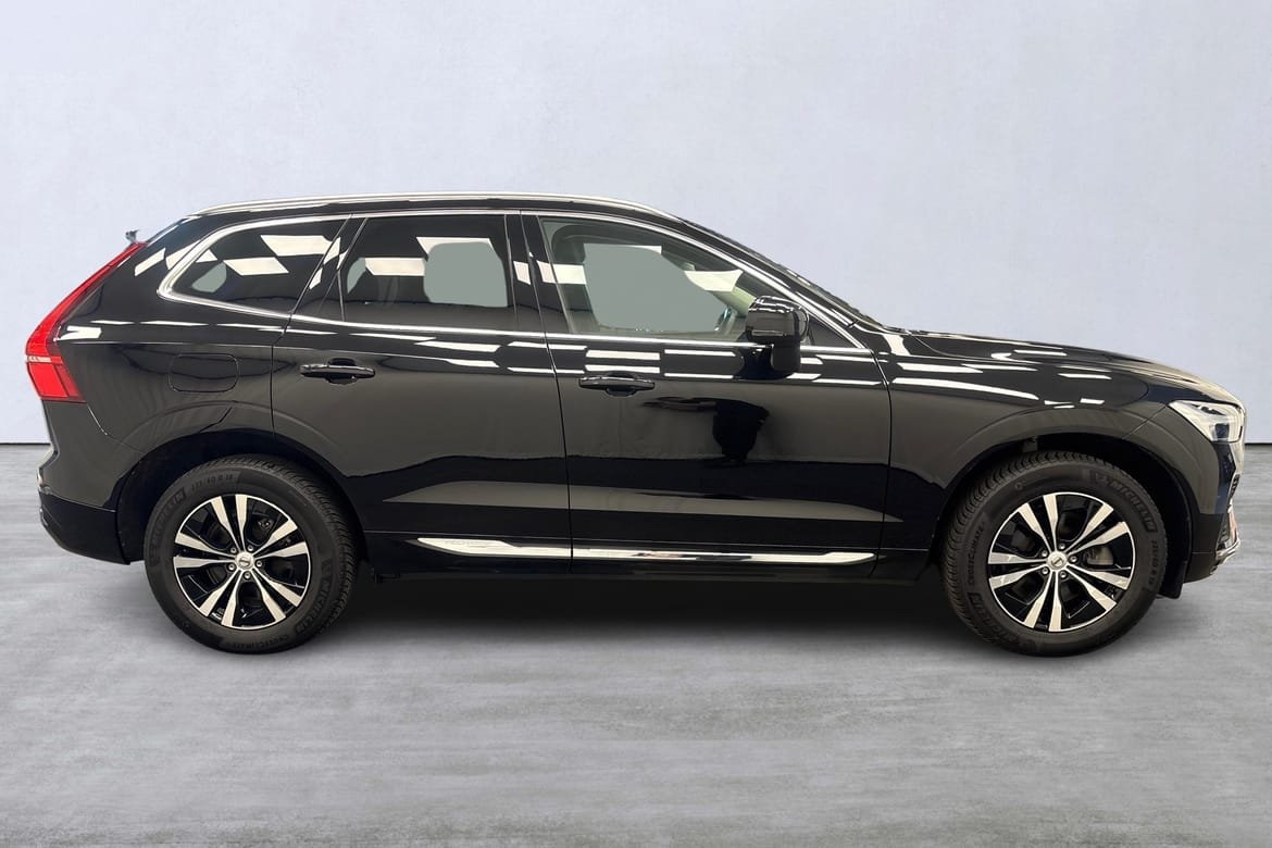 Volvo XC60 Recharge T6 II Core Edition 2024, photo 3/10