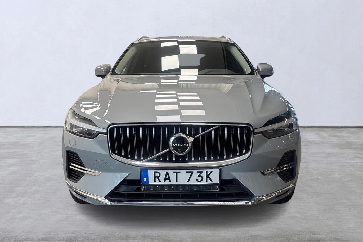 Volvo XC60 Recharge T6 Core Edition 2024, photo 7/10