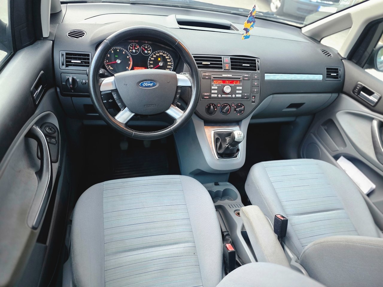 Ford C-Max 1.8 Flexifuel ny besiktigad 2007, kuva 3/10
