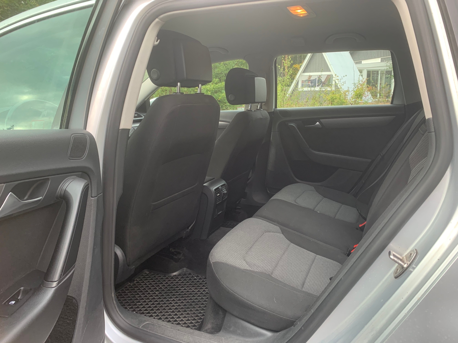 Volkswagen Passat 2013, kuva 7/7