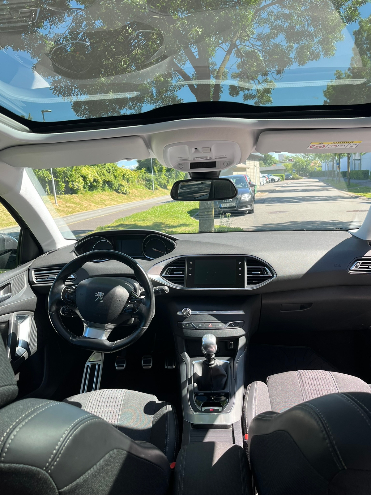 Peugeot 308 2017, bild 7/10