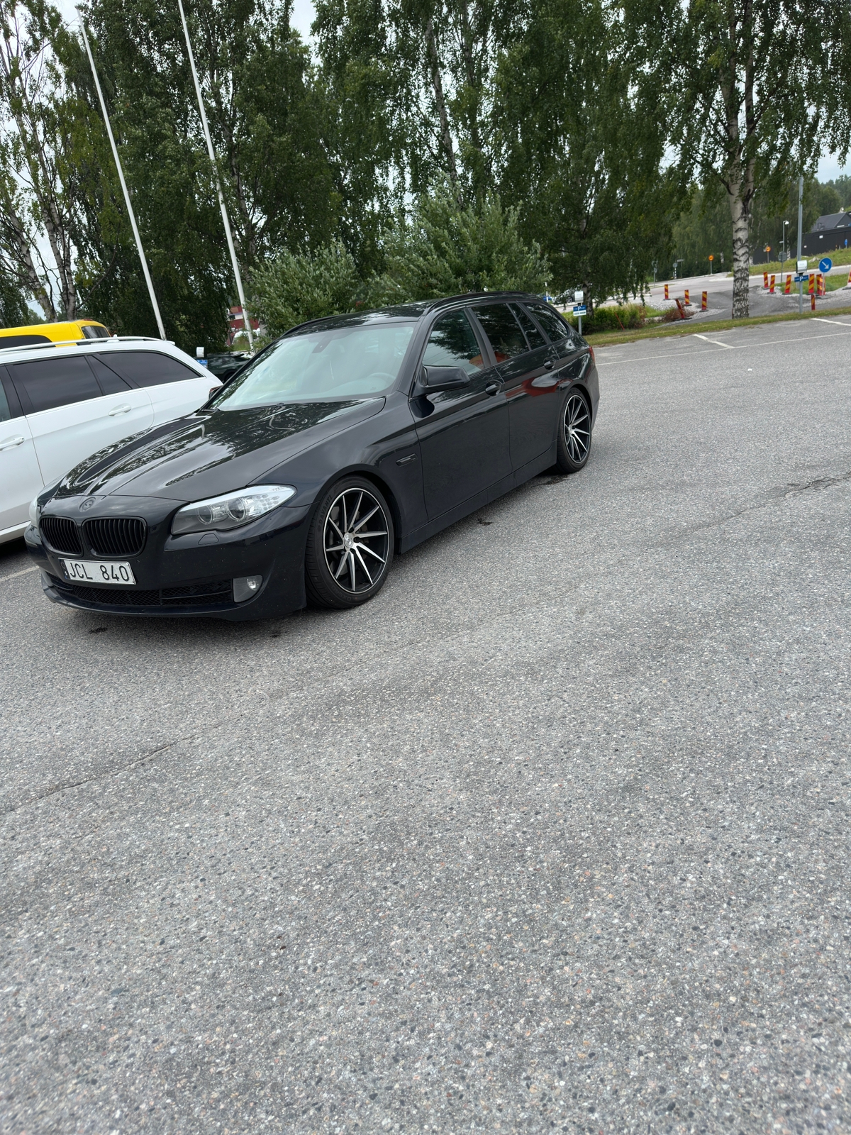 BMW 525 d Touring Steptronic 2011, bild 2/5