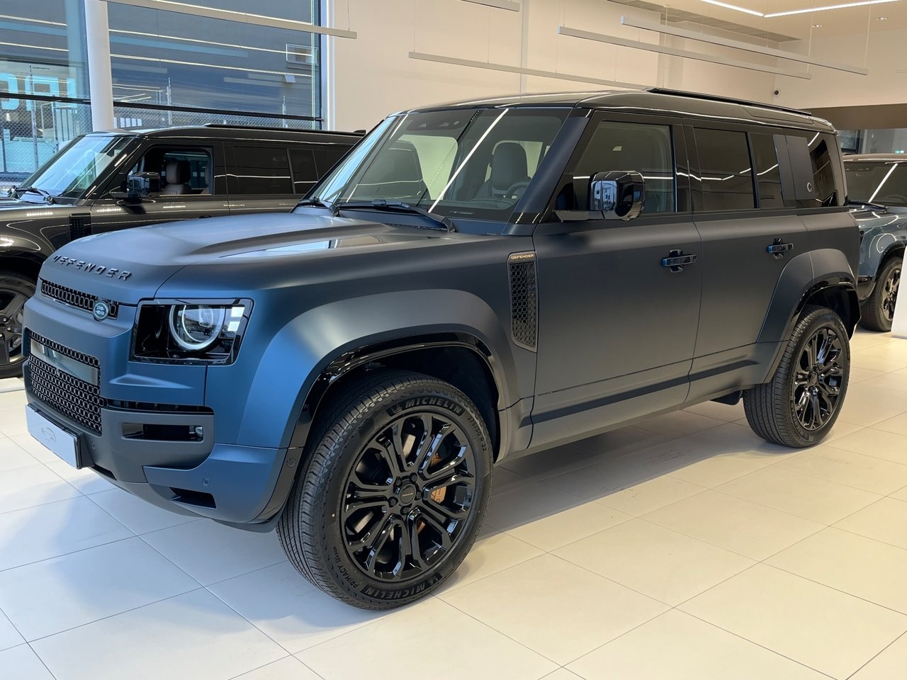 Land Rover Defender