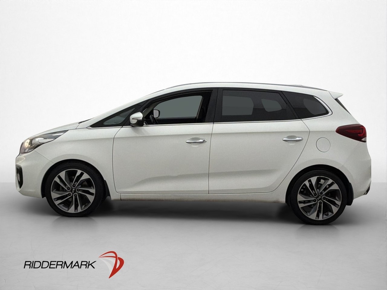 Kia Carens 1.7 141hk GLS 7-Sits 2018, bild 2/23