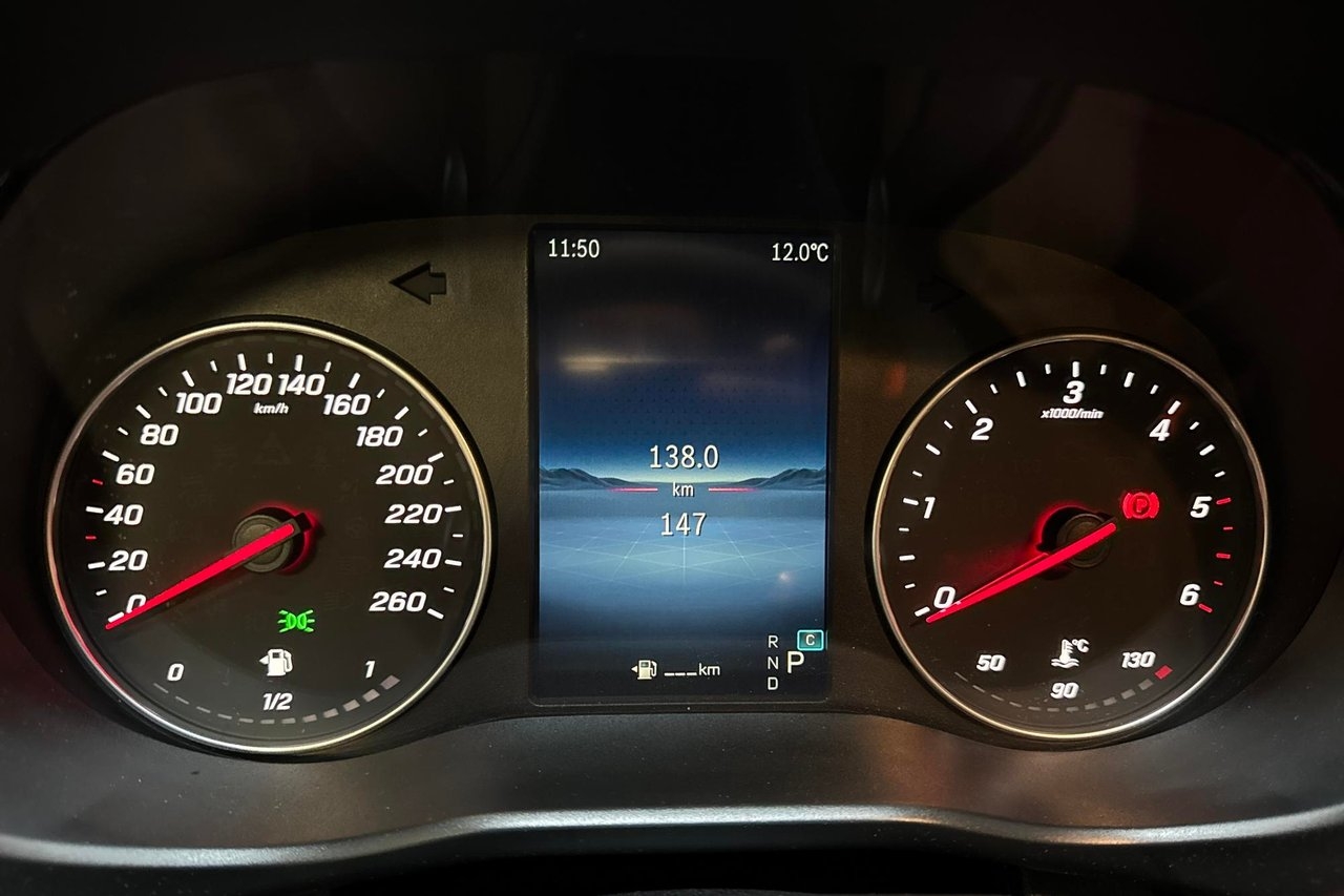 Mercedes-Benz Vito 2025, bild 7/10