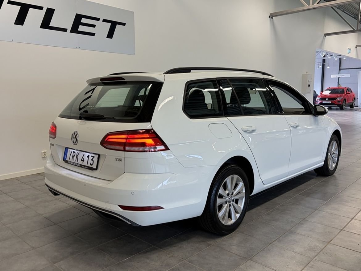 Volkswagen Golf 1.0 TSI 110hk 2018, bild 3/17