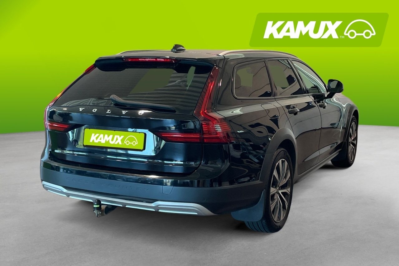 Volvo V90 Cross Country 2022, kuva 4/22