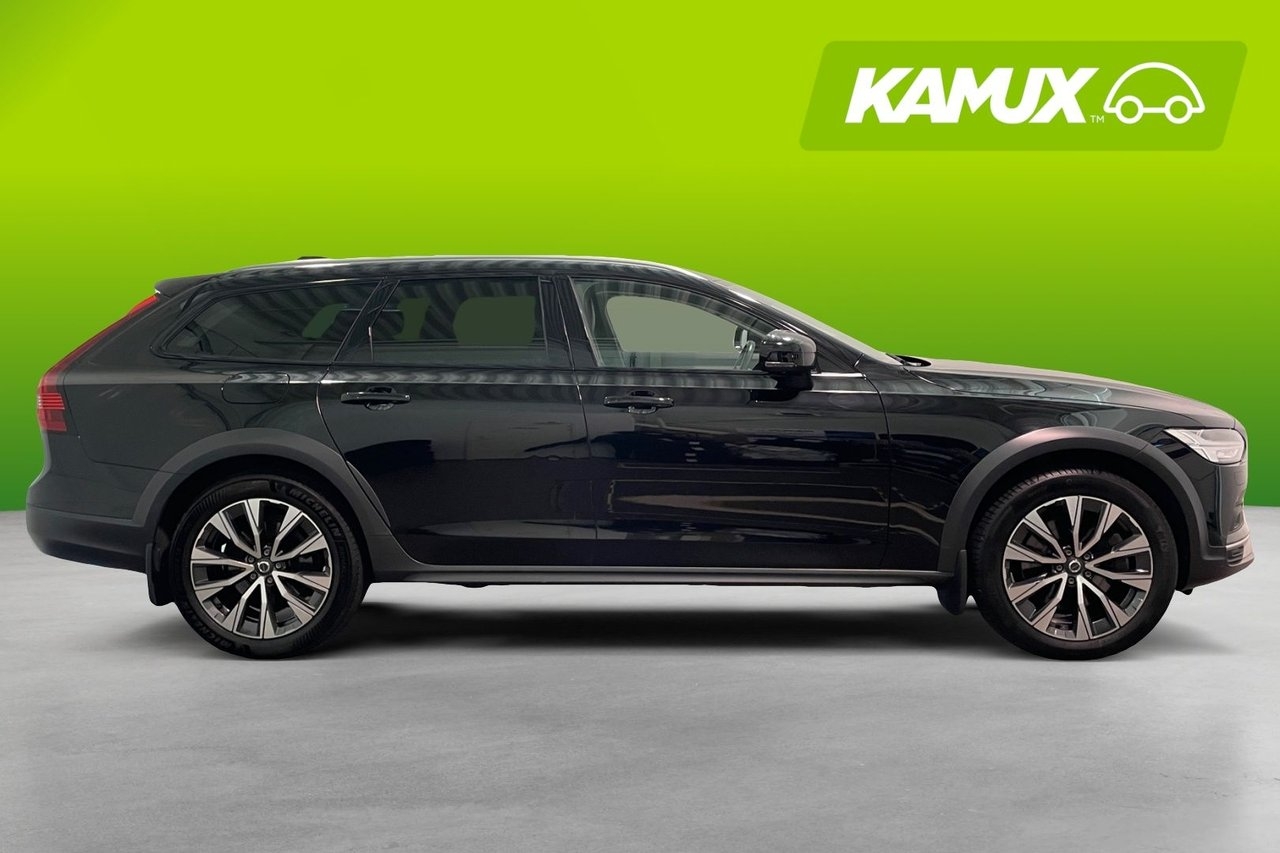 Volvo V90 Cross Country 2022, kuva 2/22