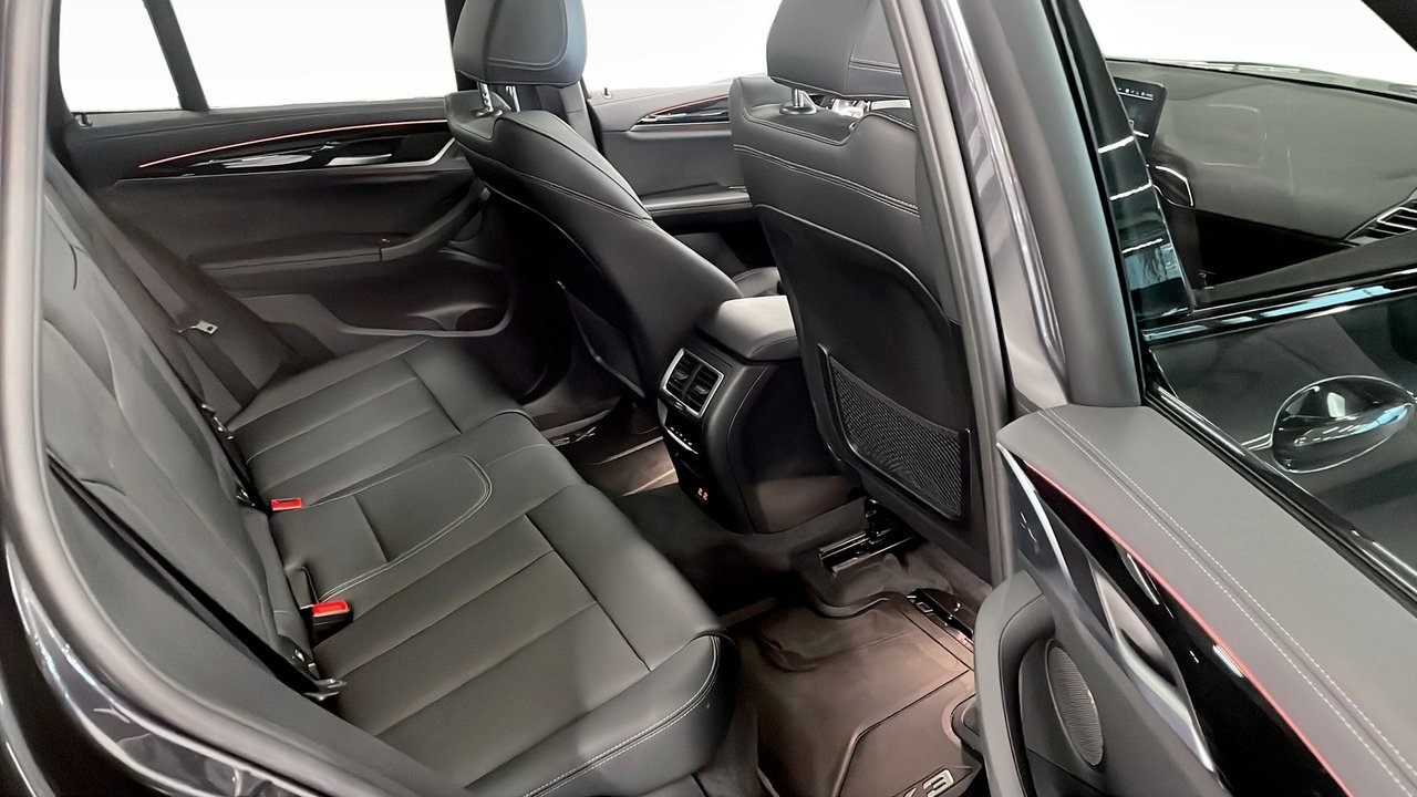 BMW iX3 Charged pkt 2023, bild 5/9