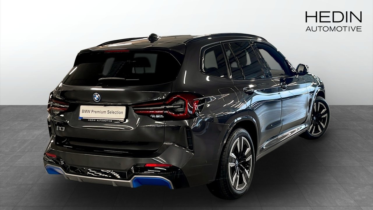 BMW iX3 Charged pkt 2023, bild 2/9
