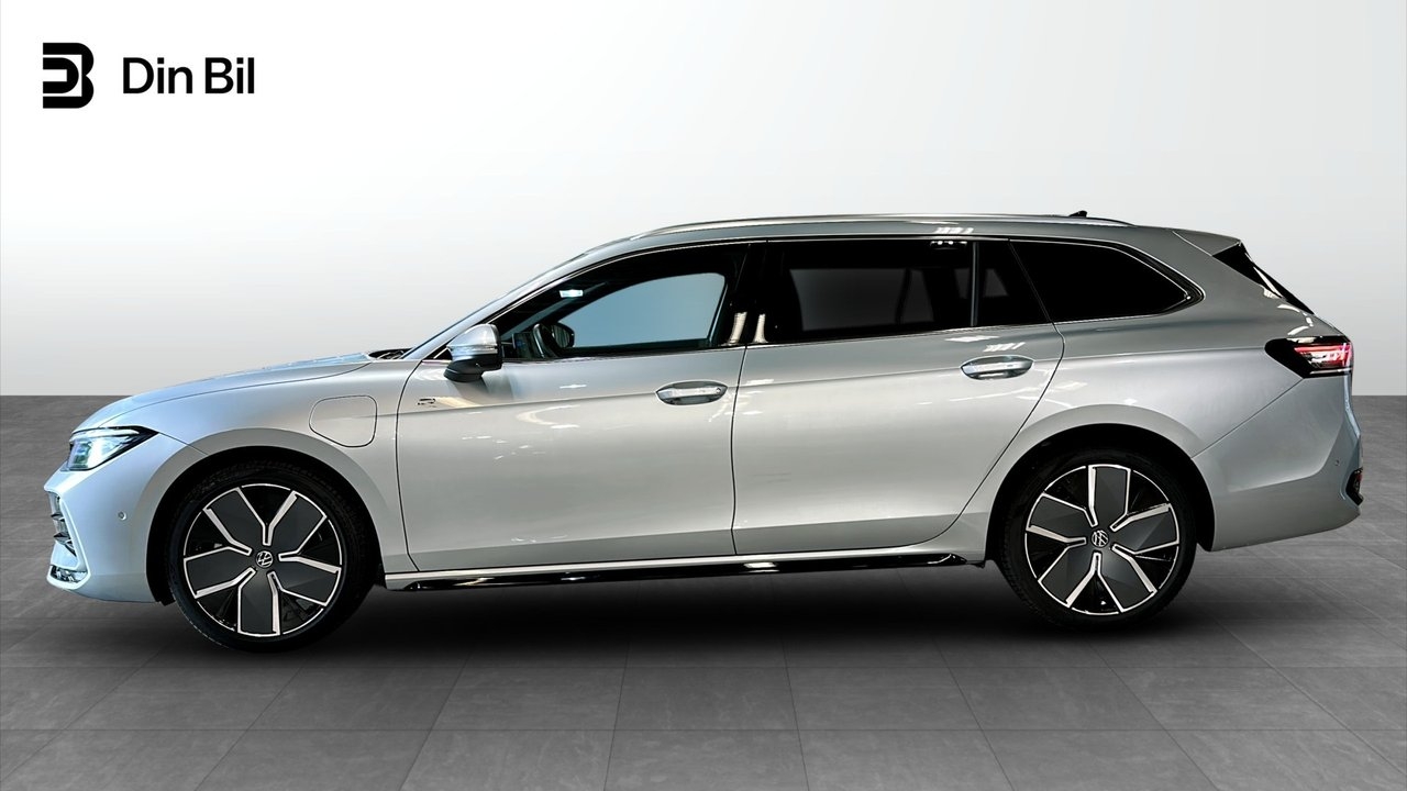 Volkswagen Passat 2026, bild 2/23