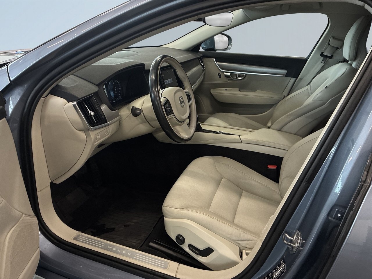 Volvo V90 2018, kuva 7/10