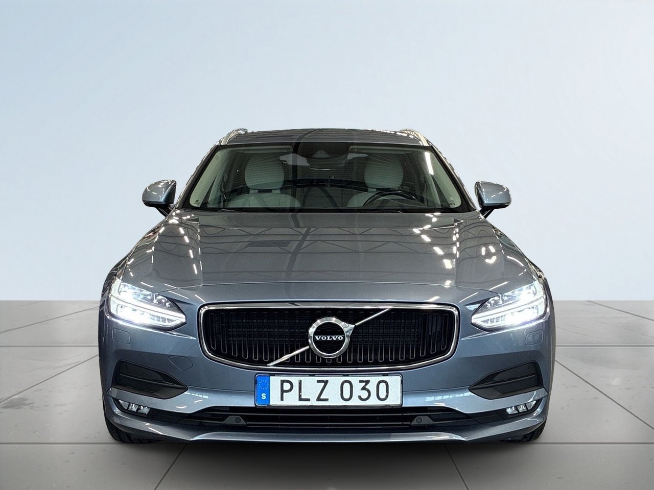 Volvo V90 2018, kuva 2/10
