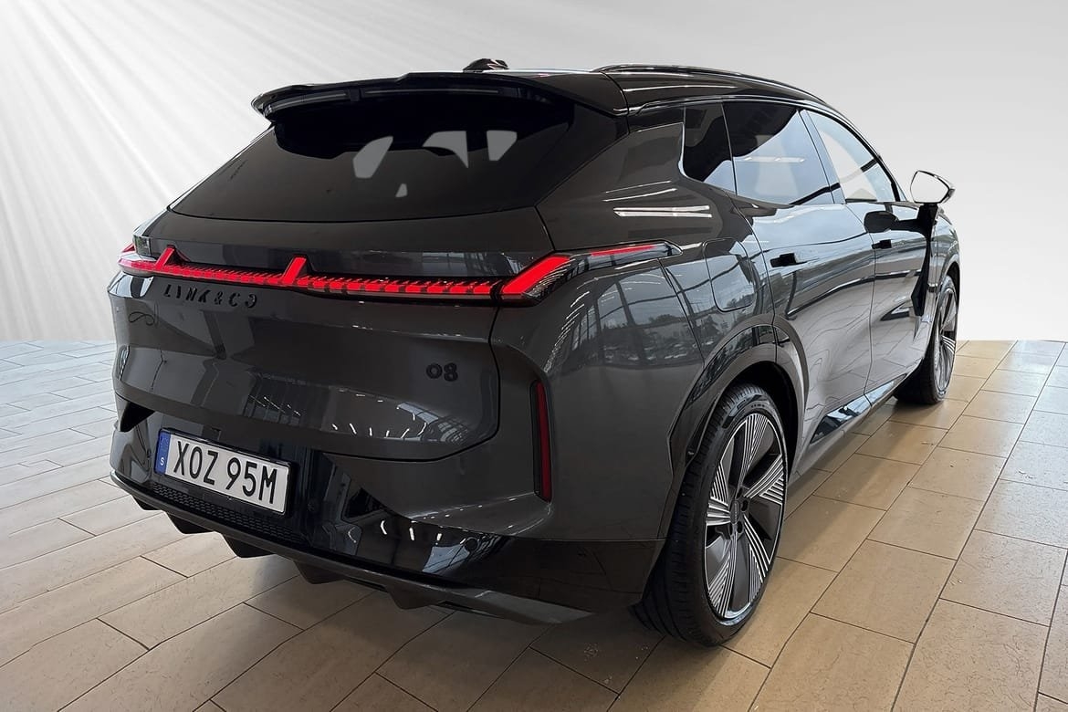 Lynk & Co 08 More PHEV 2025, bild 4/10