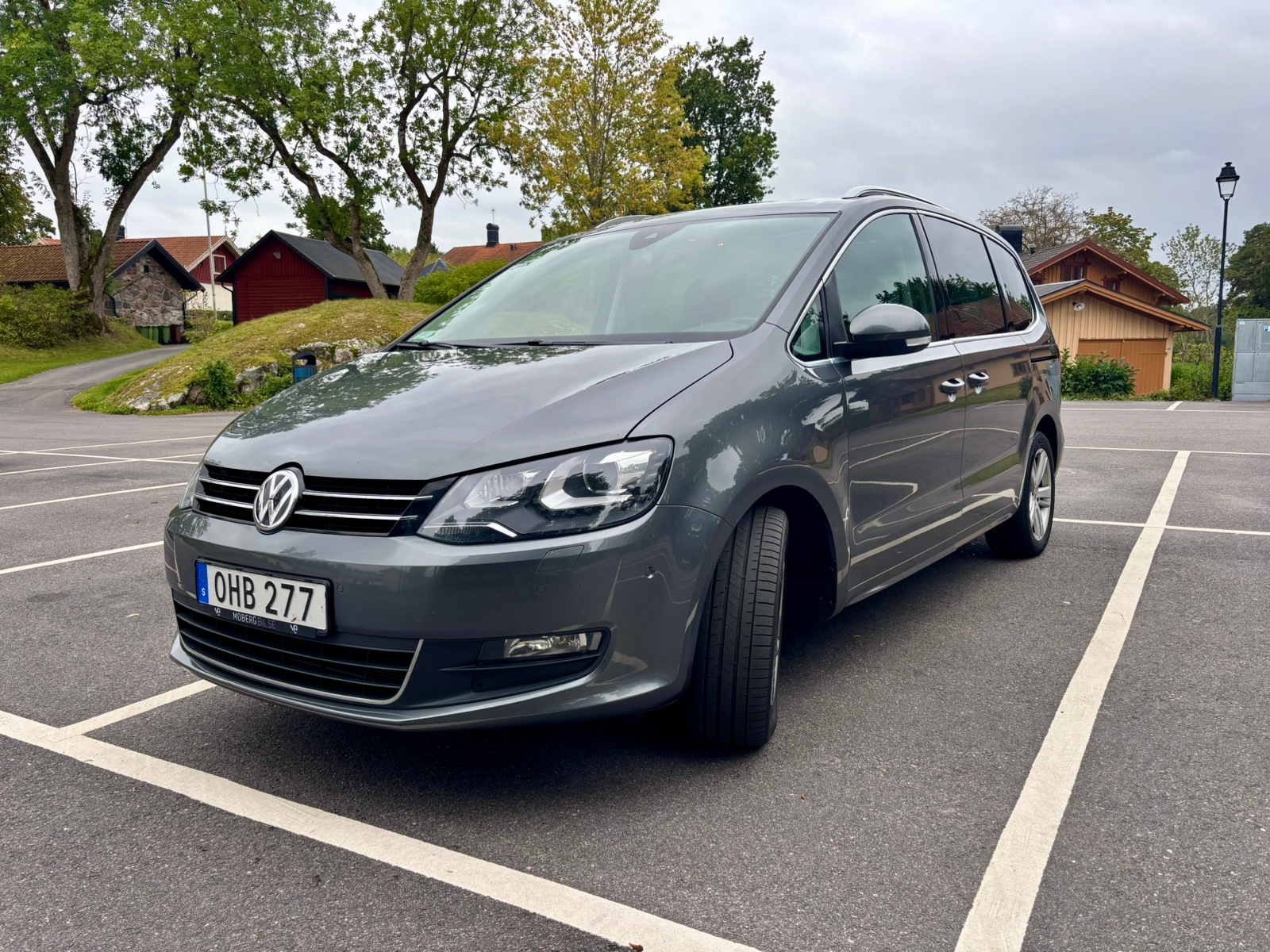 Volkswagen Sharan 2017, bild 2/10