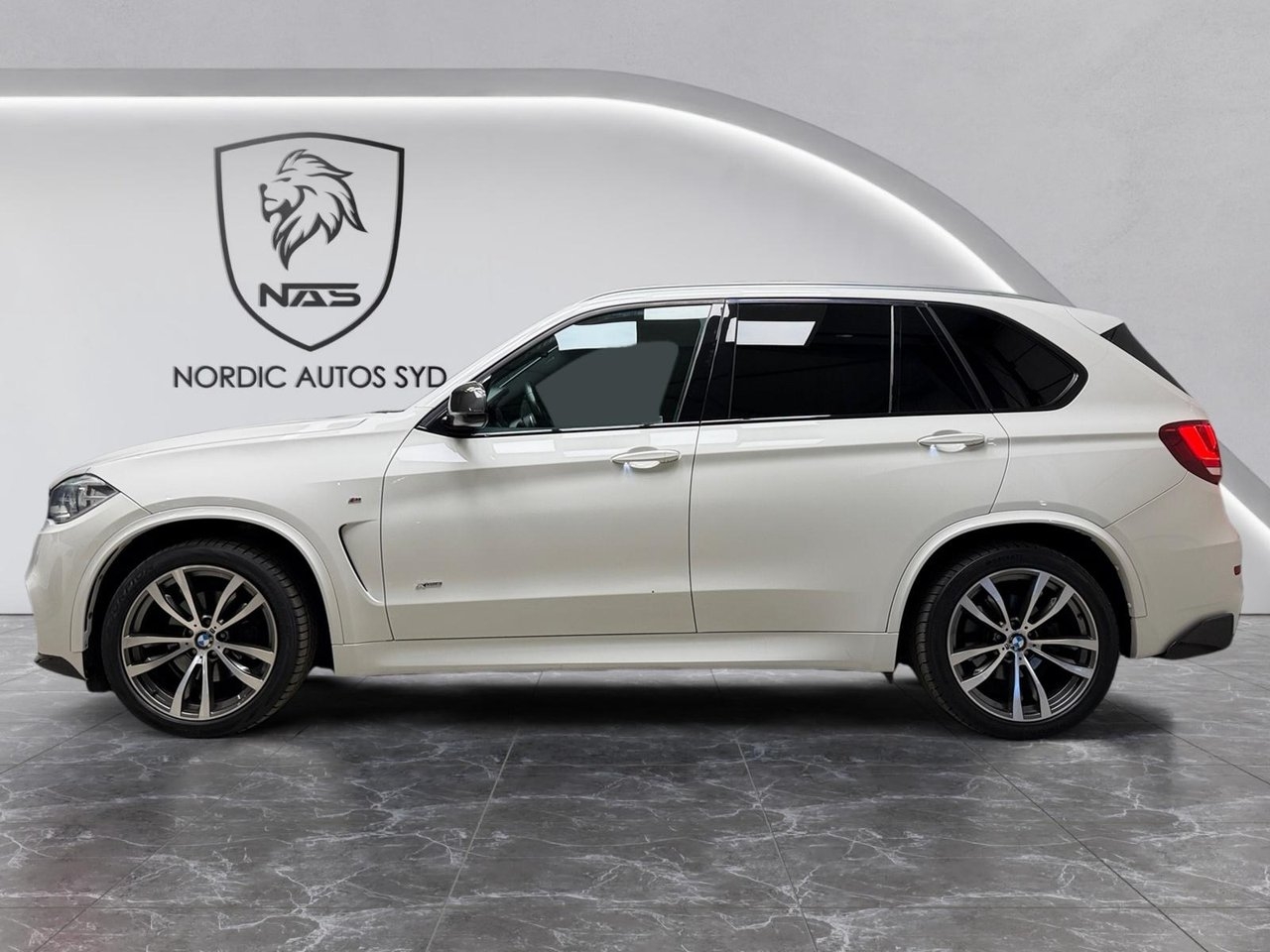 BMW X5 2014, bild 3/23