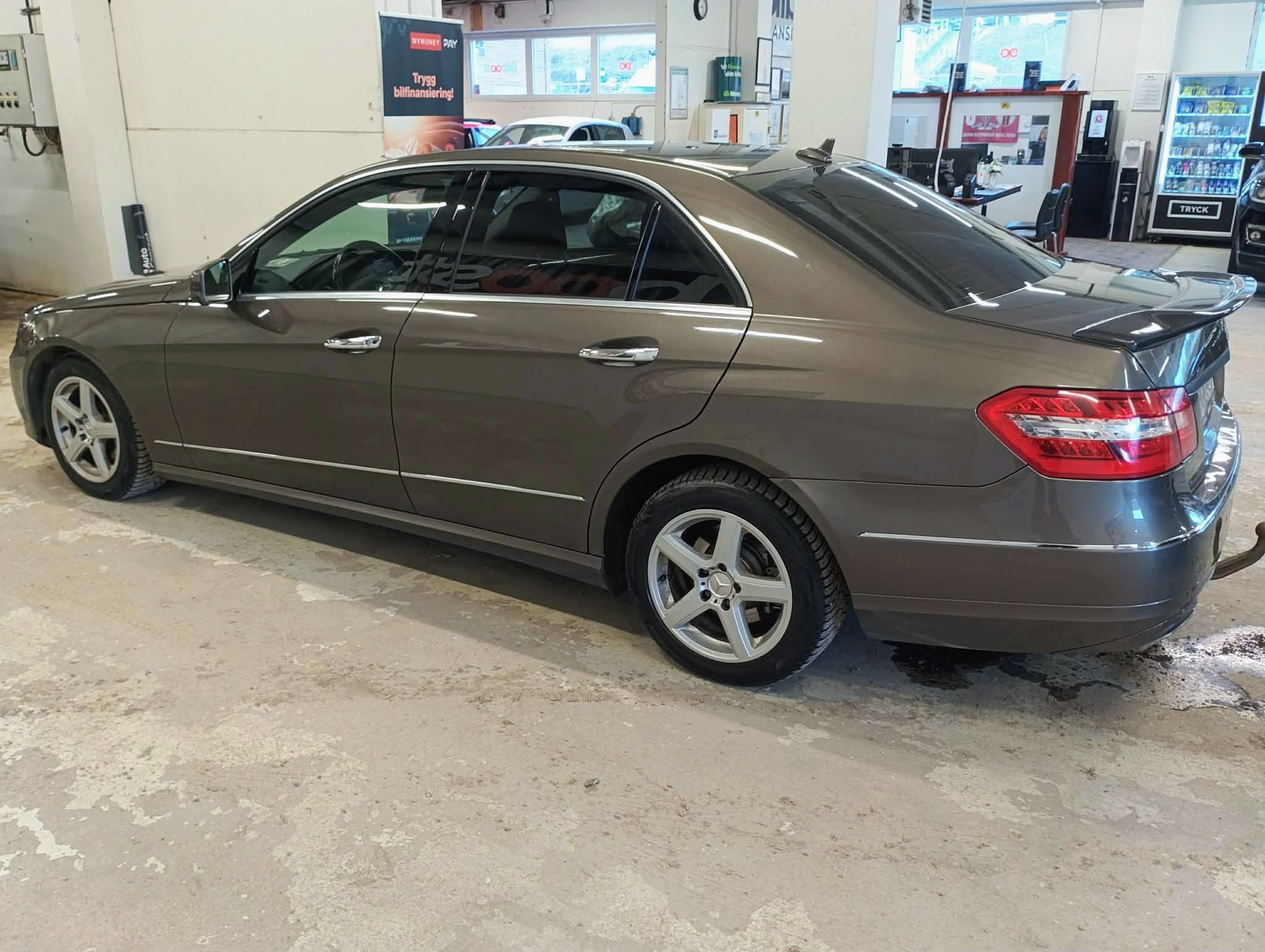 Mercedes-Benz E