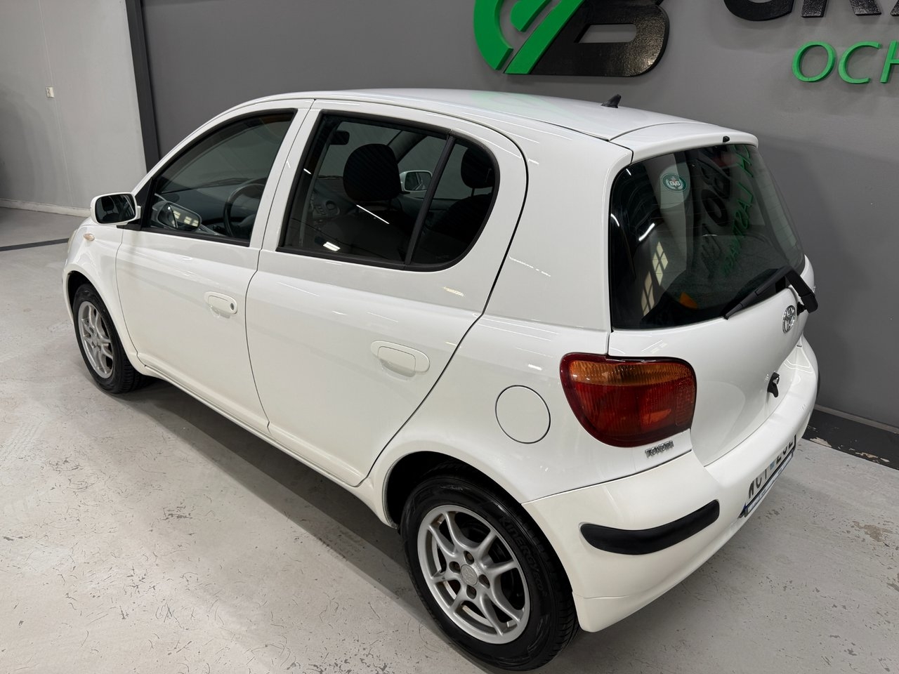 Toyota Yaris 2004, bild 3/10