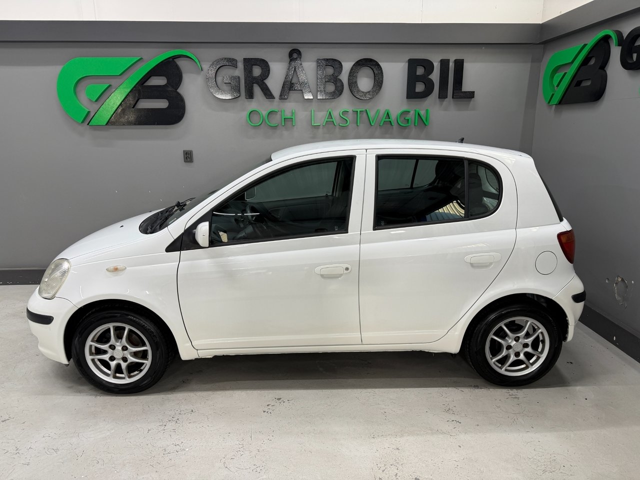 Toyota Yaris 2004, bild 2/10
