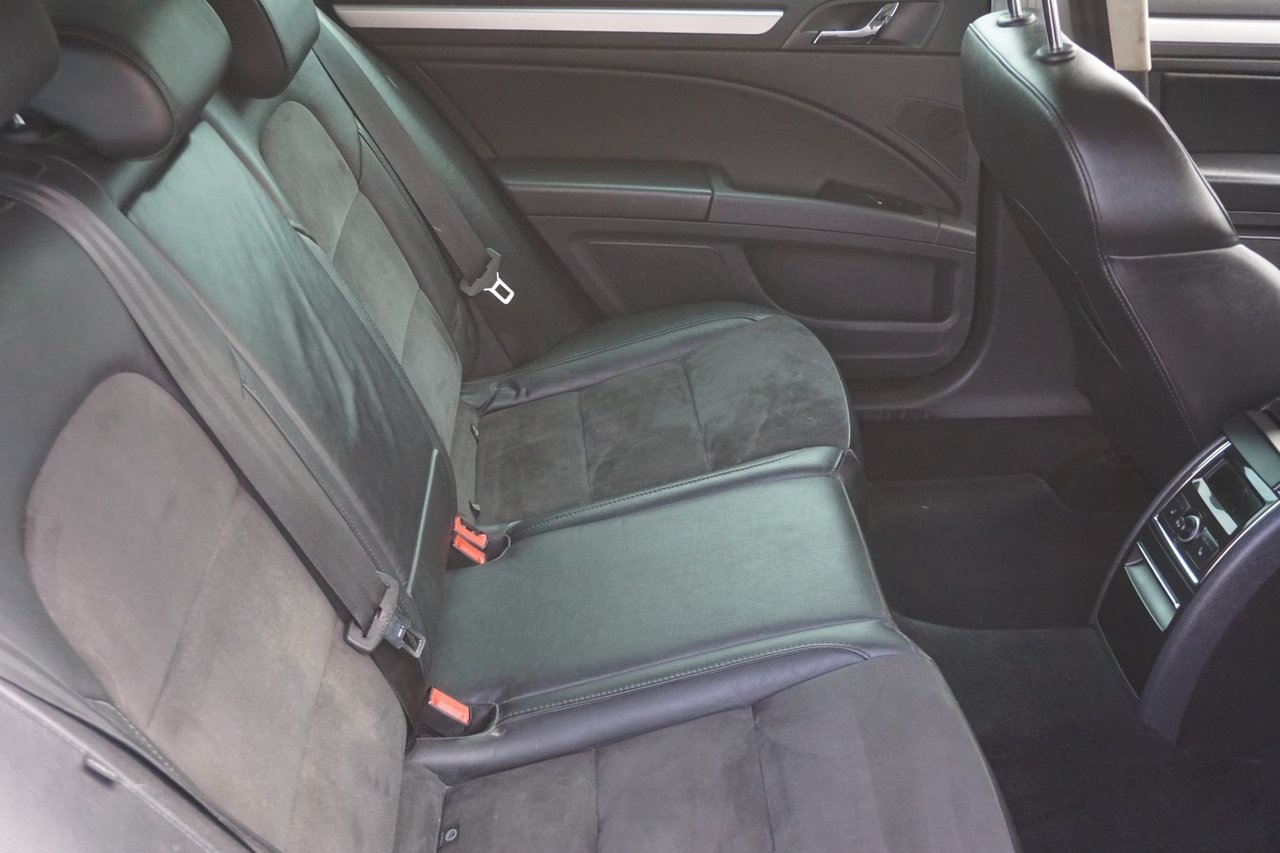 Skoda Superb 2015, bild 6/7