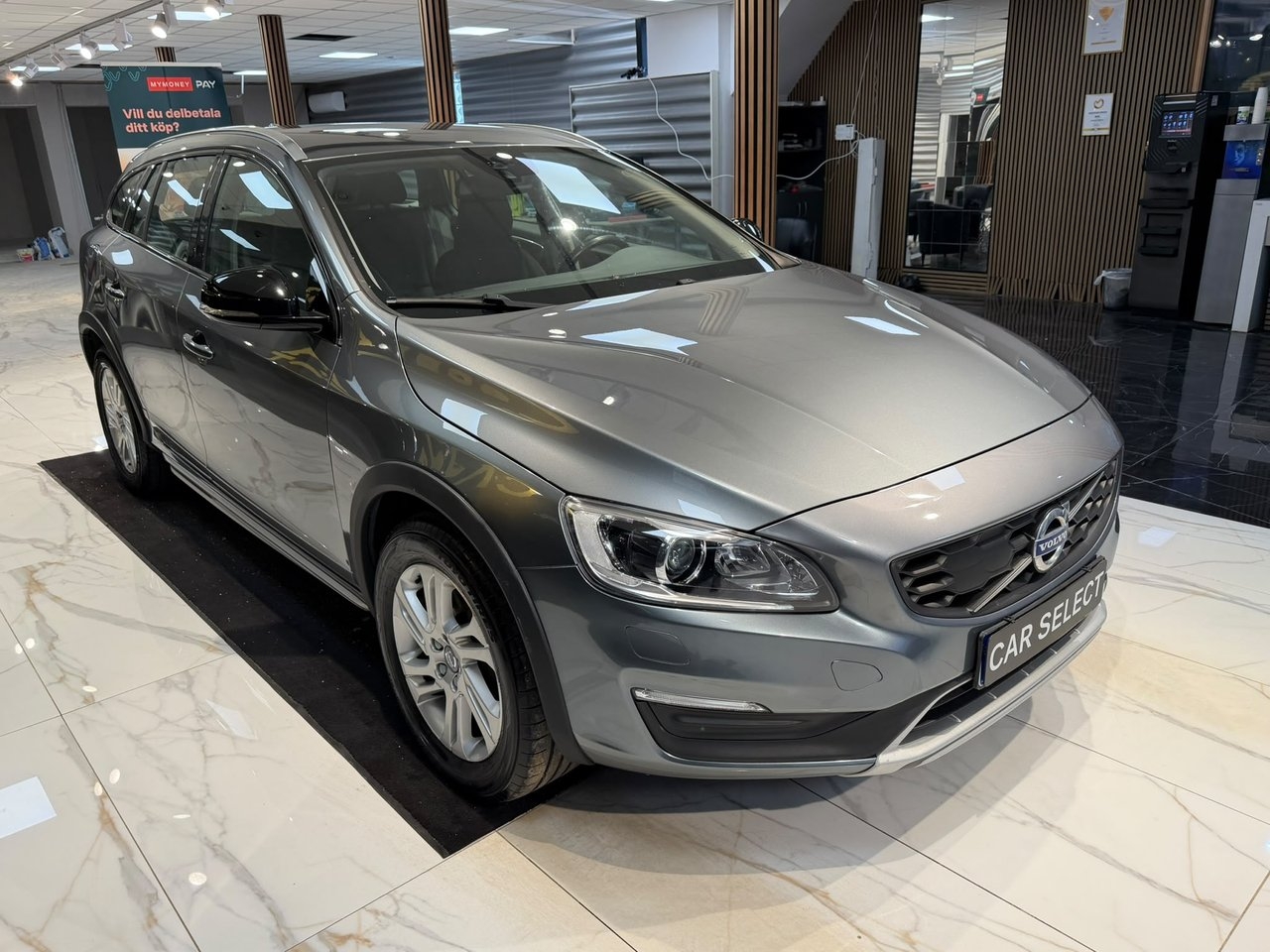 Volvo V60 Cross Country 2016, kuva 7/10