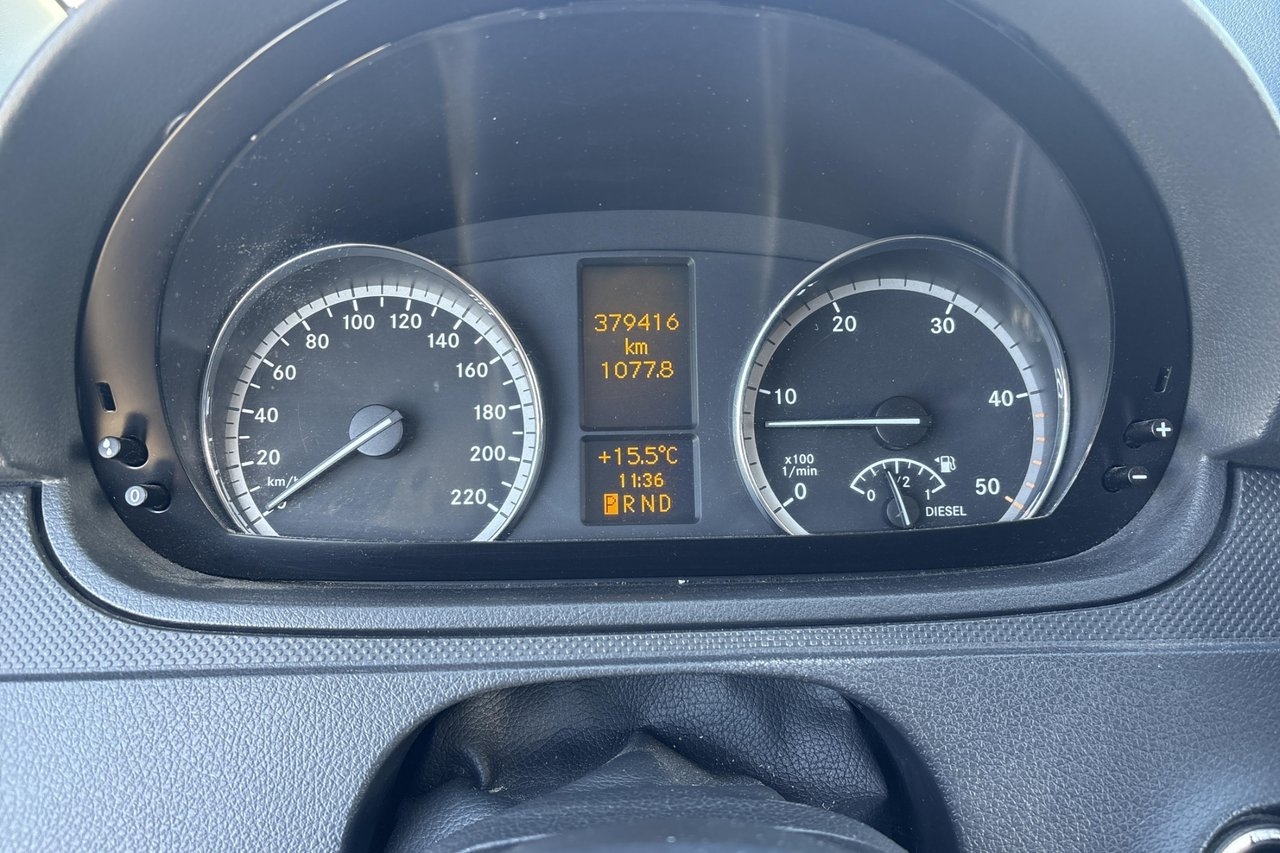 Mercedes-Benz Vito 2012, photo 7/10