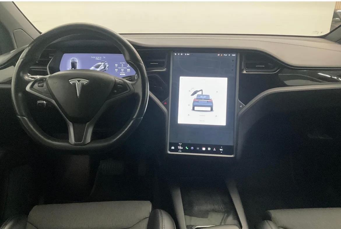 Tesla Model X 75D 2018, kuva 5/10