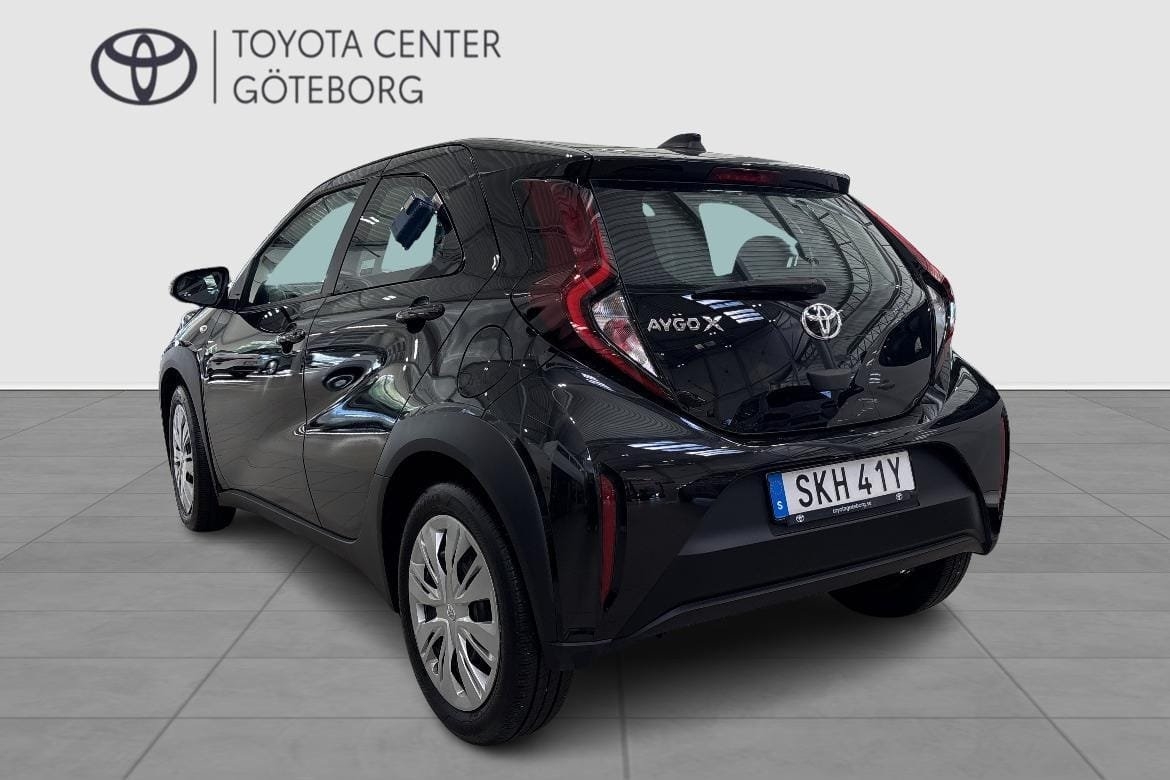 Toyota Aygo X 1,0 M5 PLAY 2025, bild 3/10