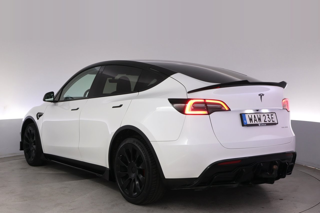 Tesla Model Y 2023, kuva 4/10