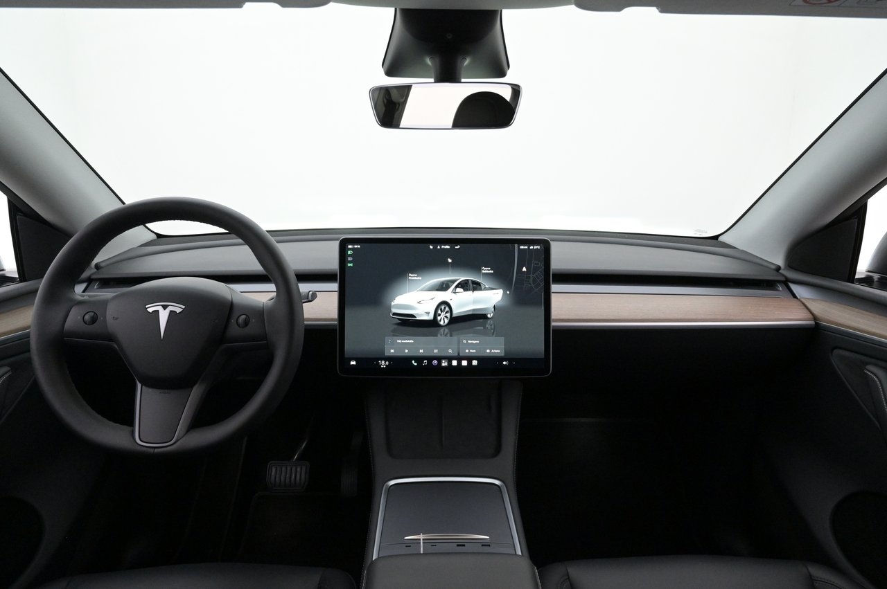 Tesla Model Y 2023, kuva 6/10