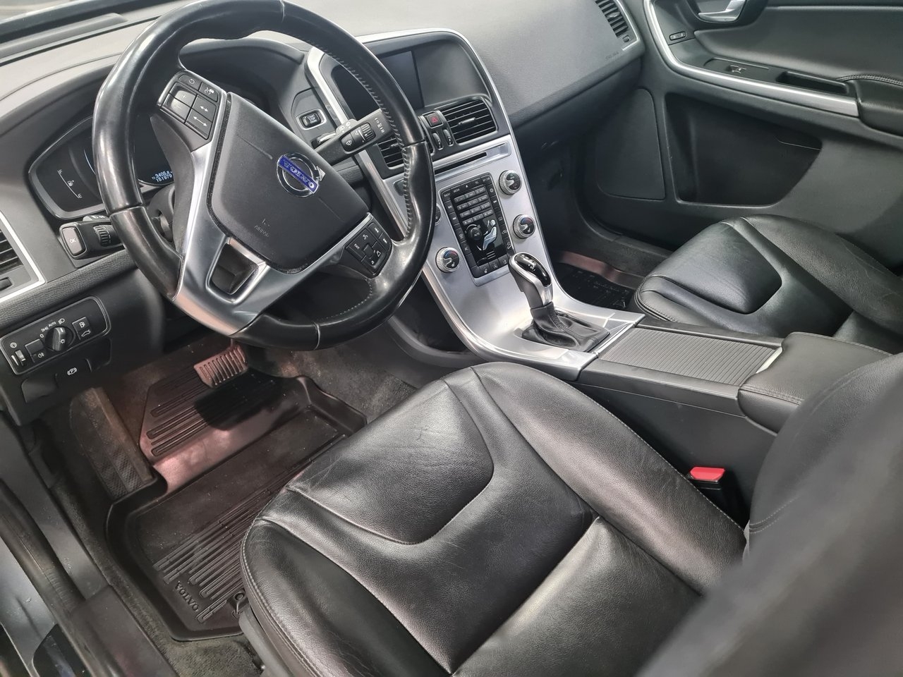Volvo XC60 2017, bild 4/6