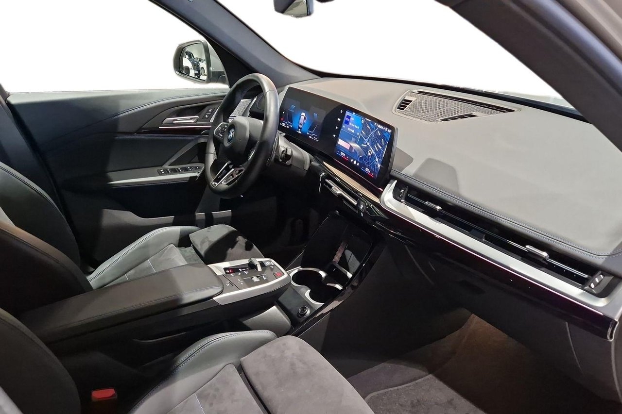 BMW X1 xDrive25e M Sport Premiumpkt 2025, bild 7/10