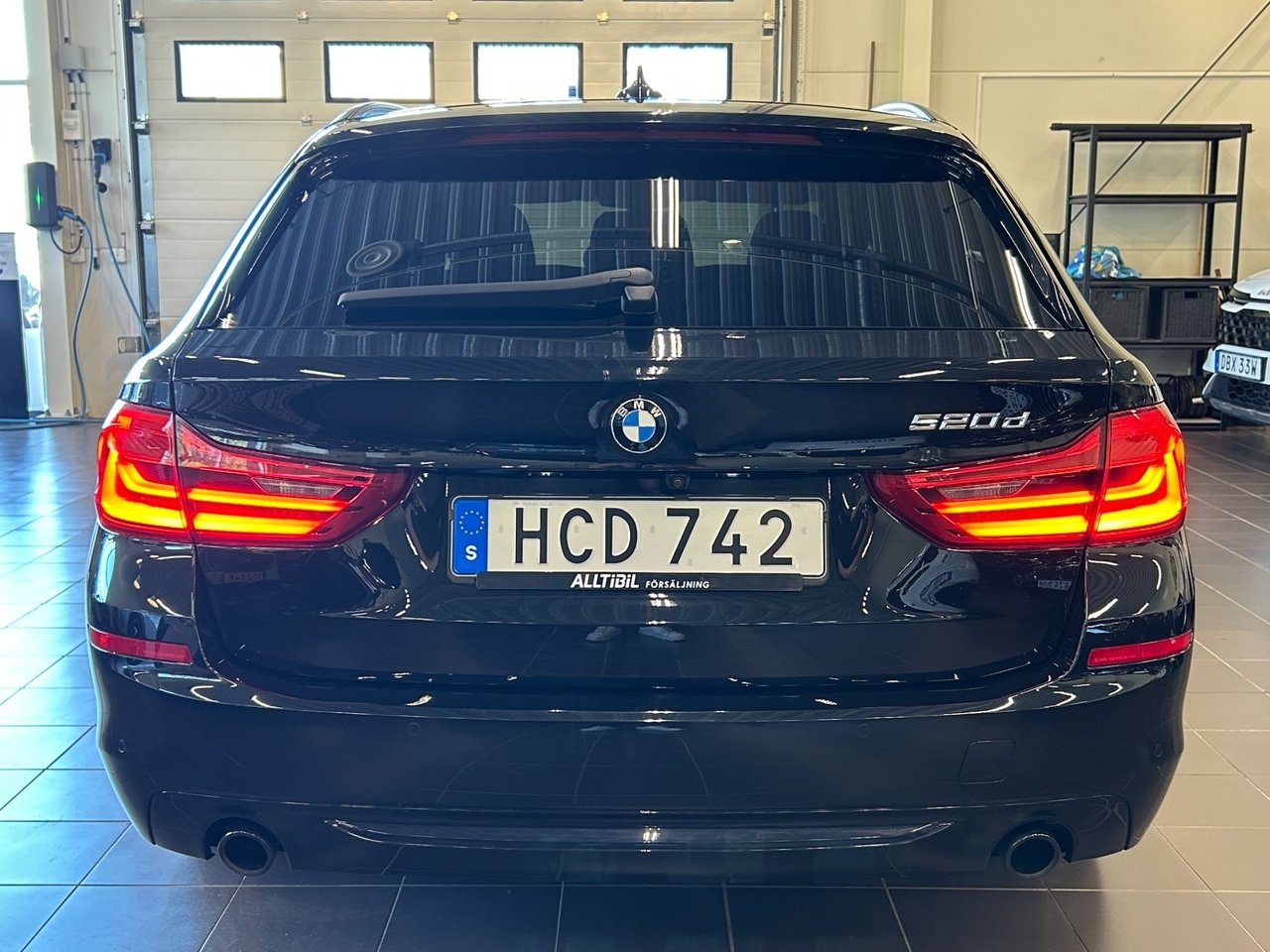 BMW 520 d Touring Steptronic Sport line 2018, bild 6/10