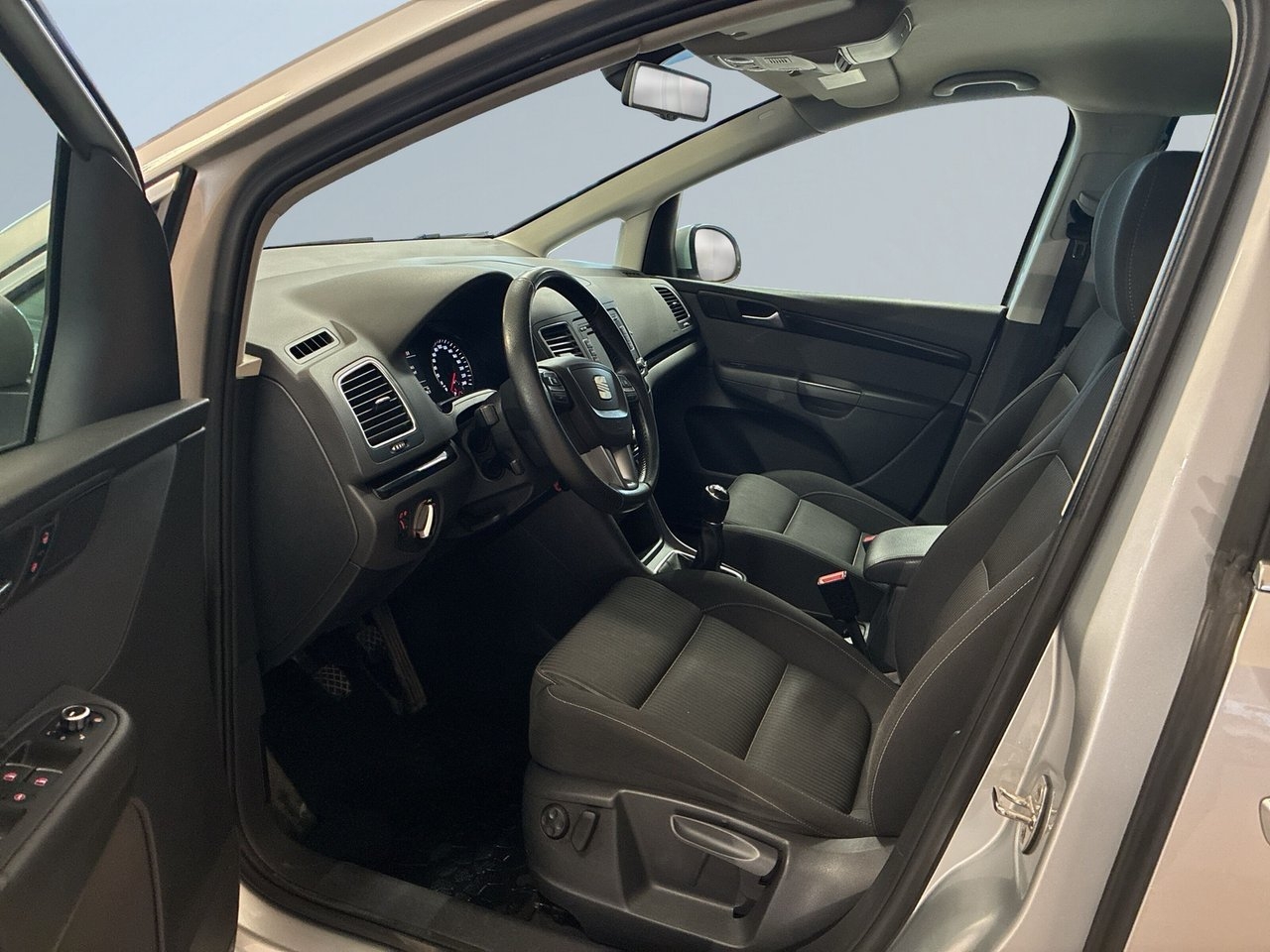 Seat Alhambra 2015, bild 7/10