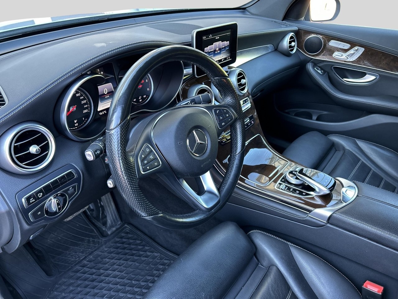 Mercedes-Benz GLC 250 d 4MATIC 2017, bild 5/10