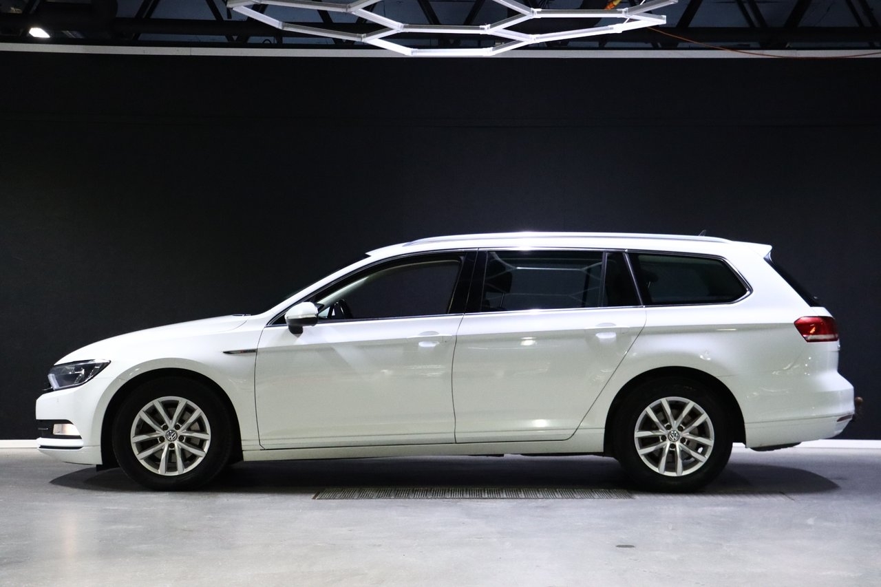 Volkswagen Passat 2017, bild 6/10